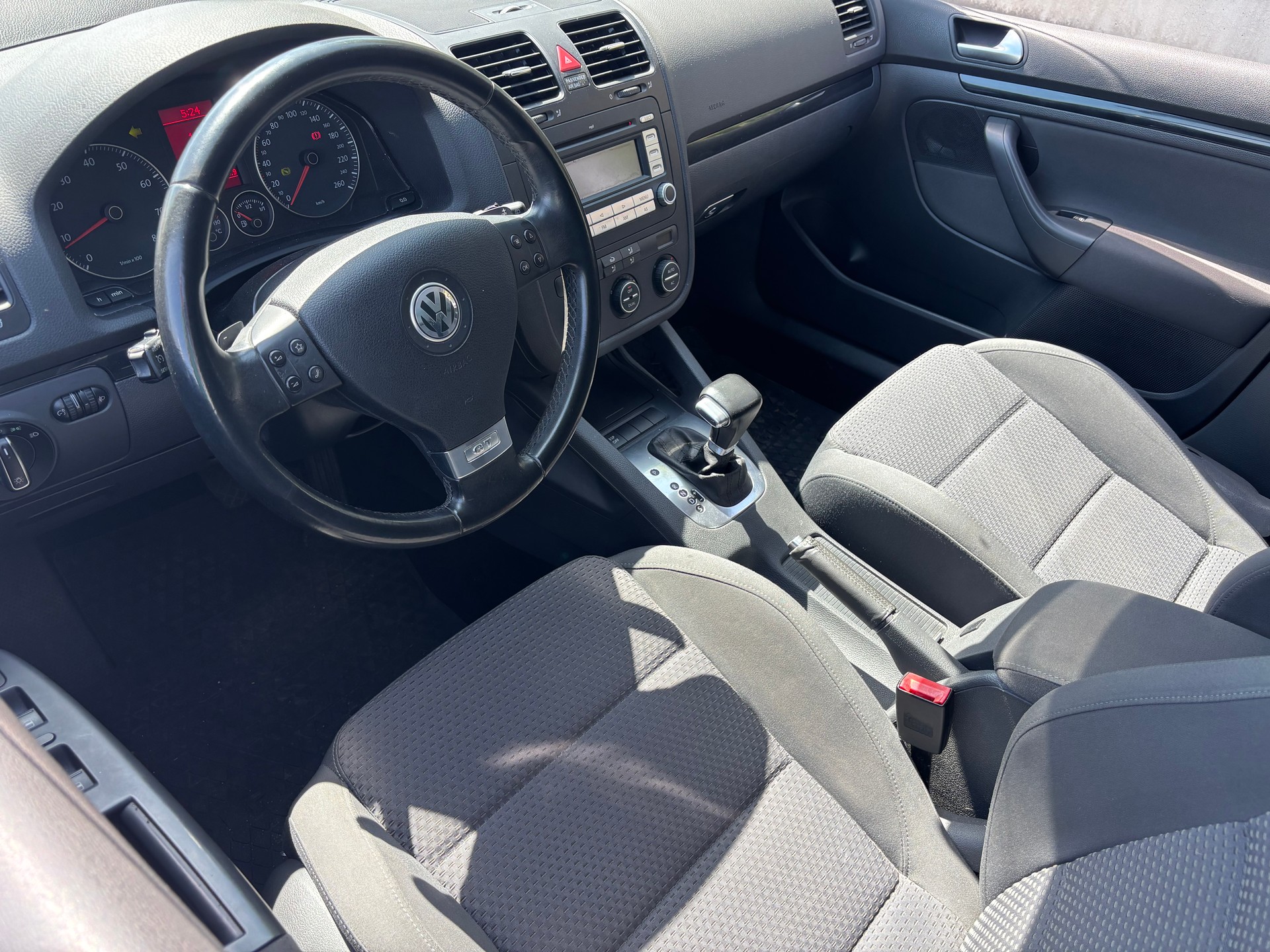 VW Golf 1.4 TSI GT Sport DSG-image-6