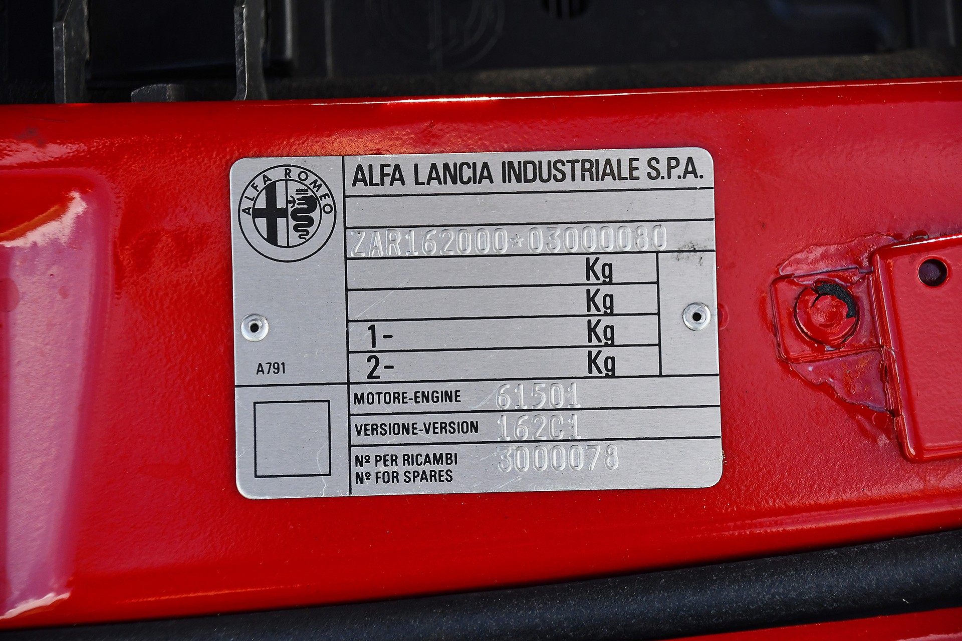 ALFA ROMEO S.Z. (ES30)-image-13