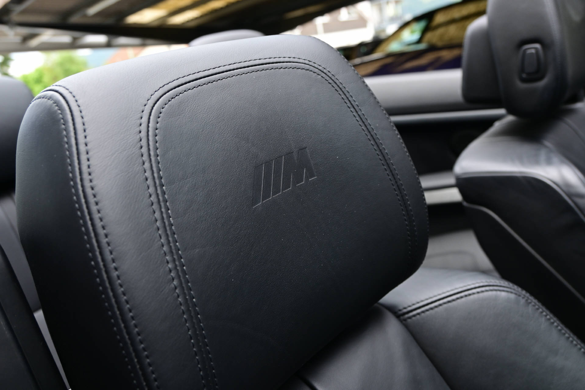 BMW M3 Cabriolet DSG **V8 Motor**-image-15