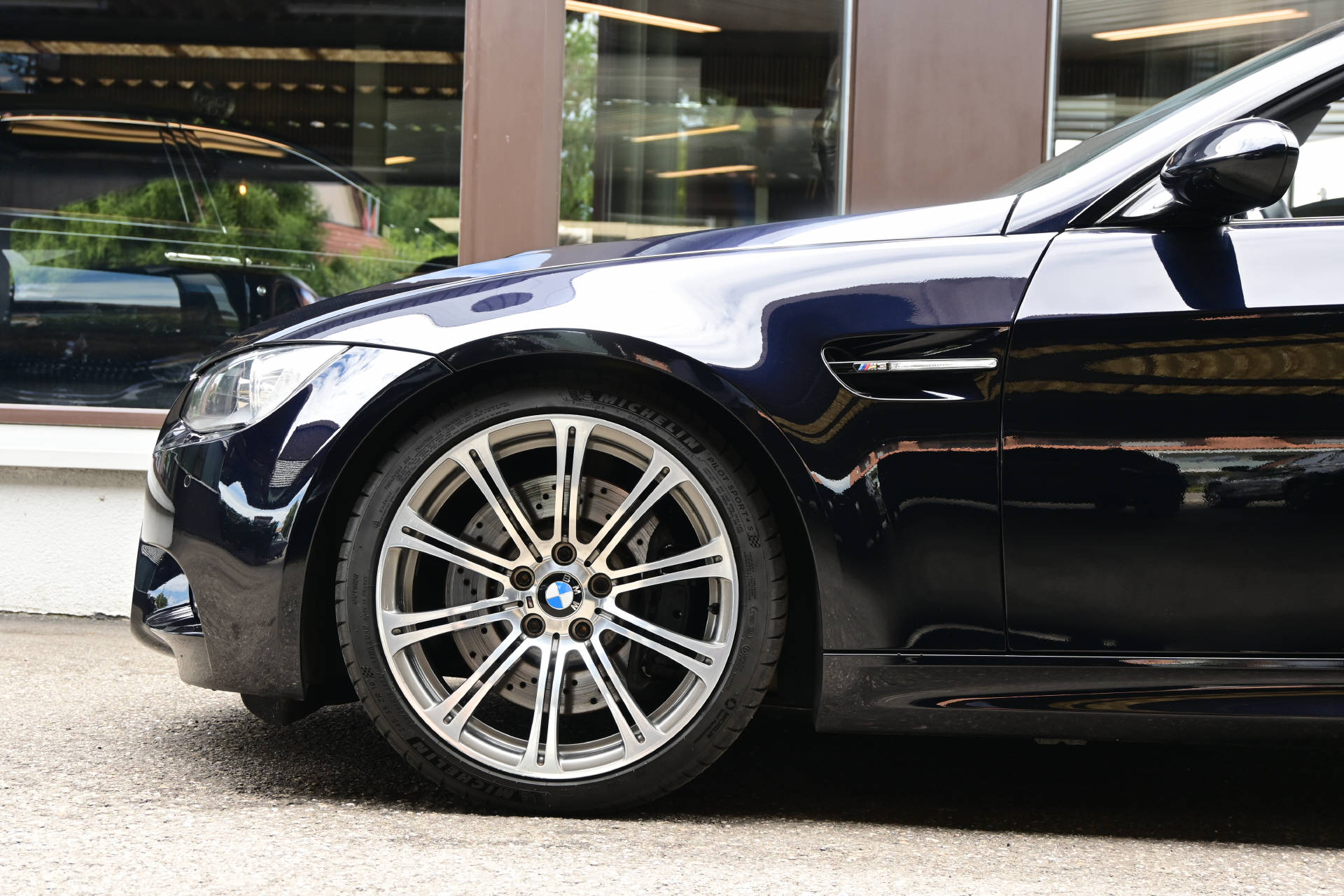 BMW M3 Cabriolet DSG **V8 Motor**-image-8