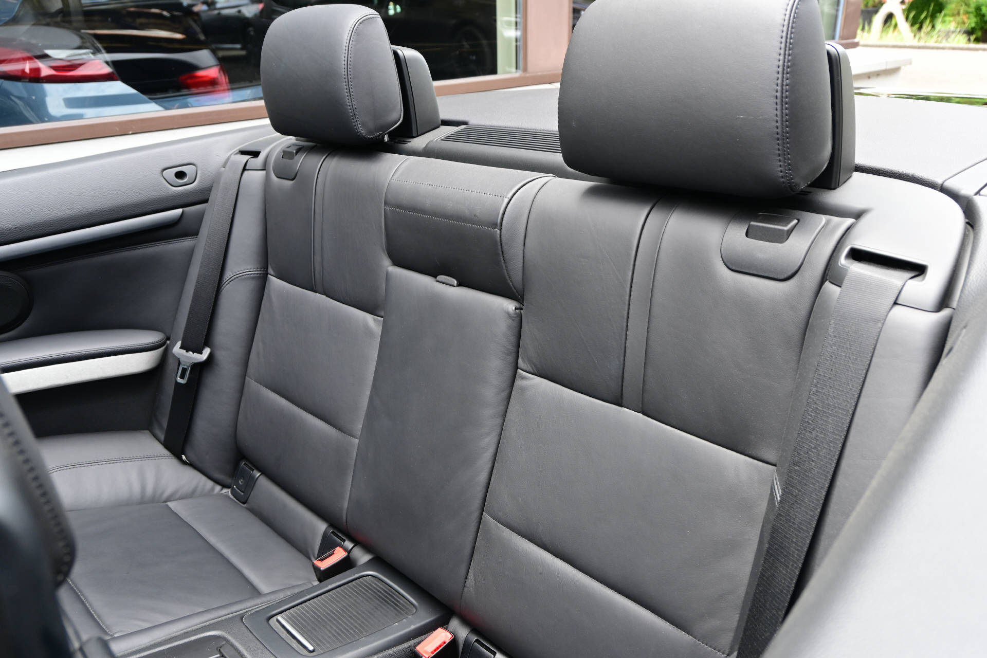 BMW M3 Cabriolet DSG **V8 Motor**-image-17