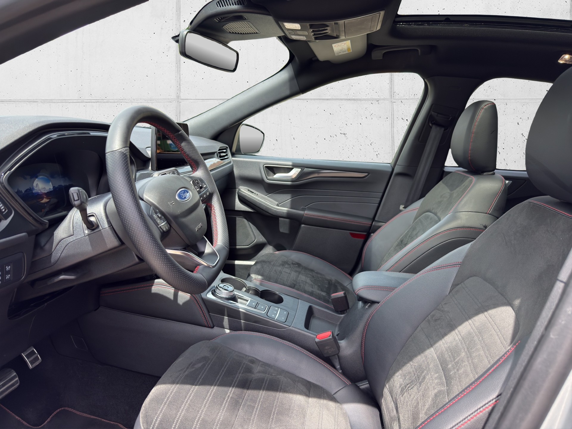 FORD Kuga 2.5 Plug-in Hybrid ST-Line X-image-8