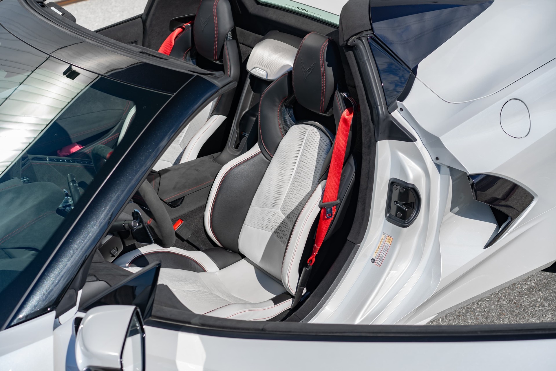CHEVROLET Corvette C8 Stingray 3LT, Z51-Package, 70th Anniversary HTC