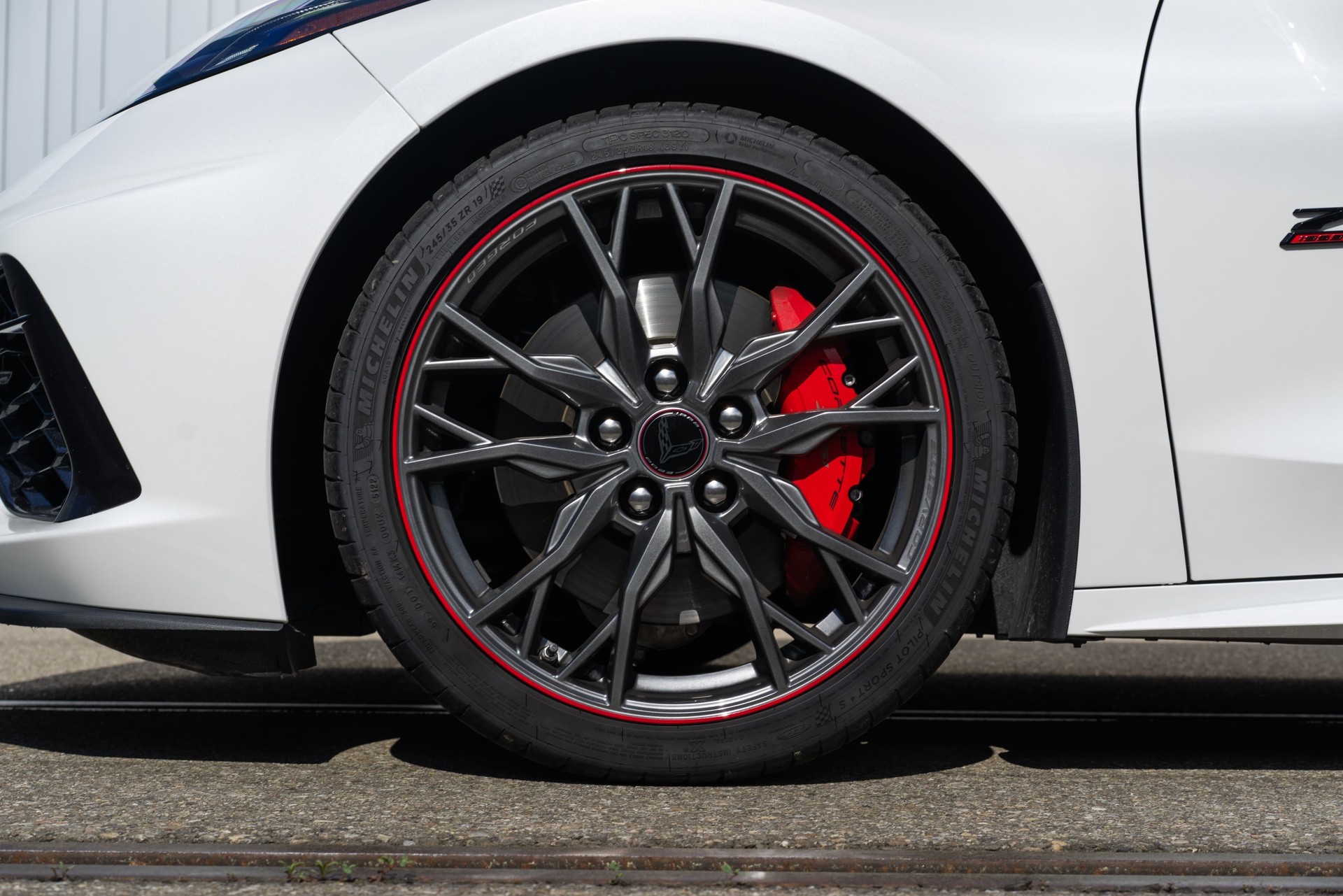 CHEVROLET Corvette C8 Stingray 3LT, Z51-Package, 70th Anniversary HTC-image-11