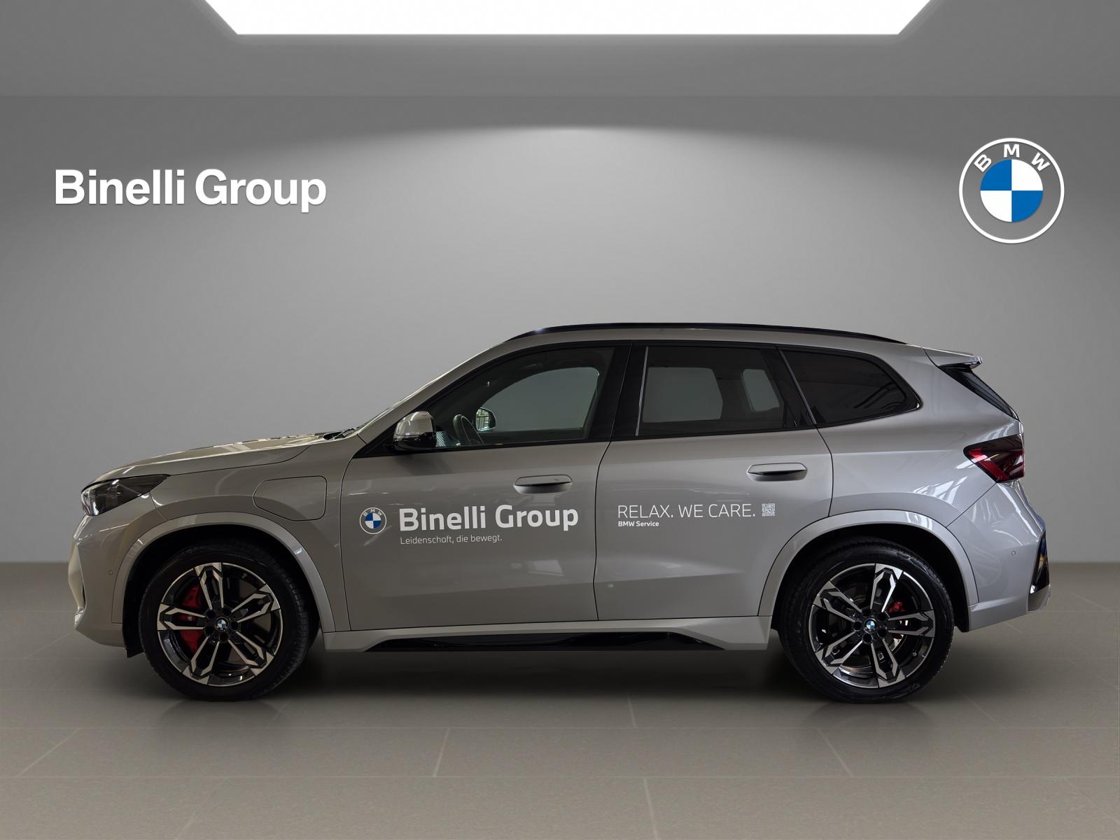 BMW X1 30e xDrive paddles-showroom-element-3