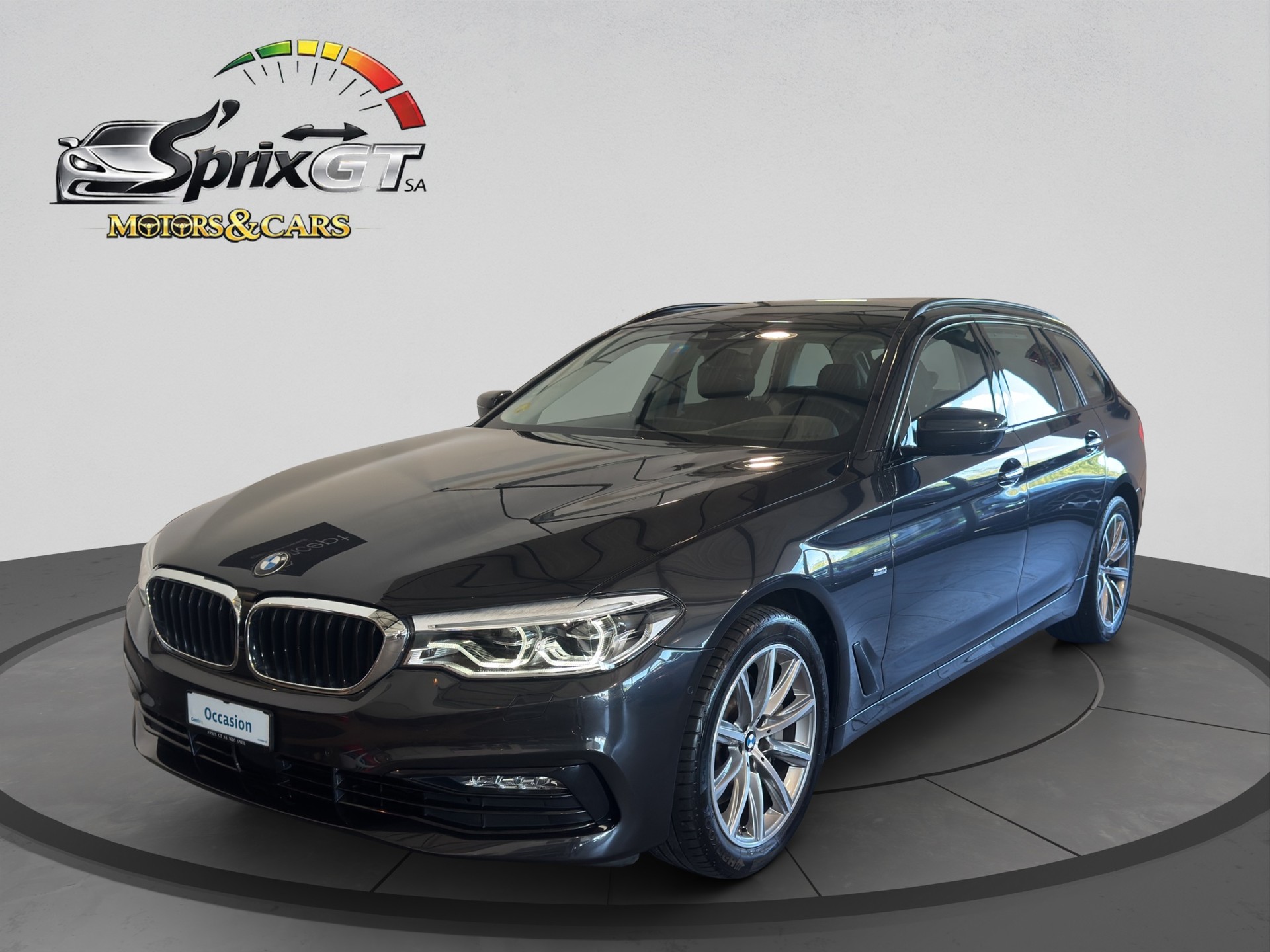 BMW 530d xDrive Touring Sport Line Steptronic