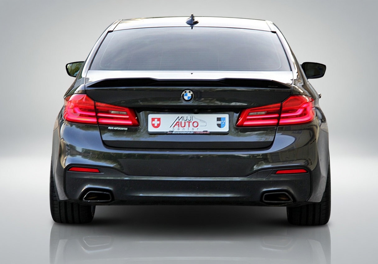 BMW 530d xDrive Steptronic M-Sport-showroom-element-3