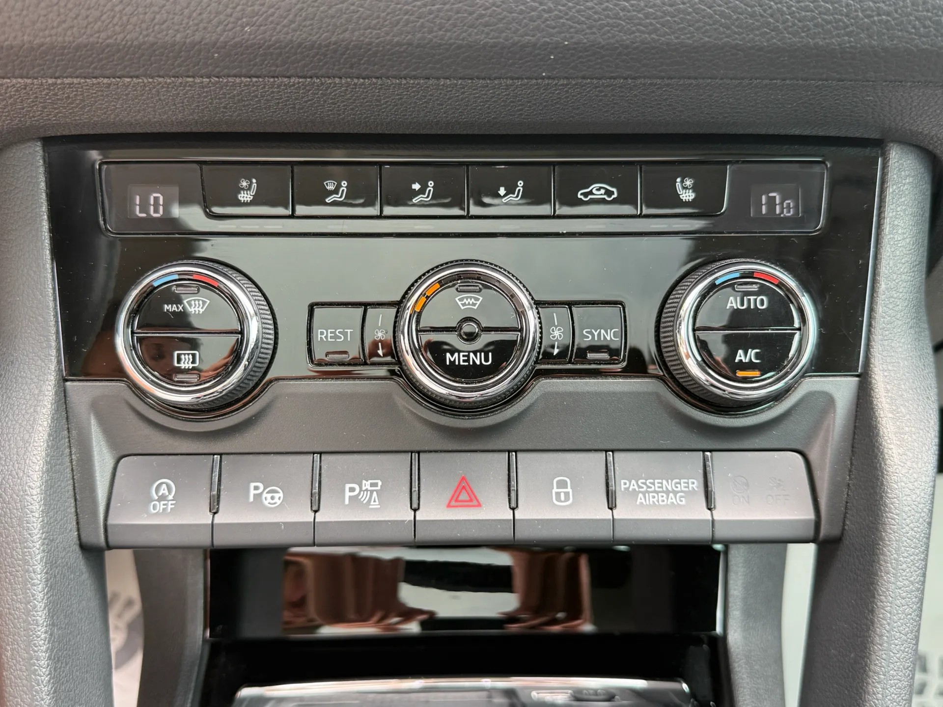 SKODA Kodiaq 2.0 TDI 4x4 DSG 7 Plätzer-image-11