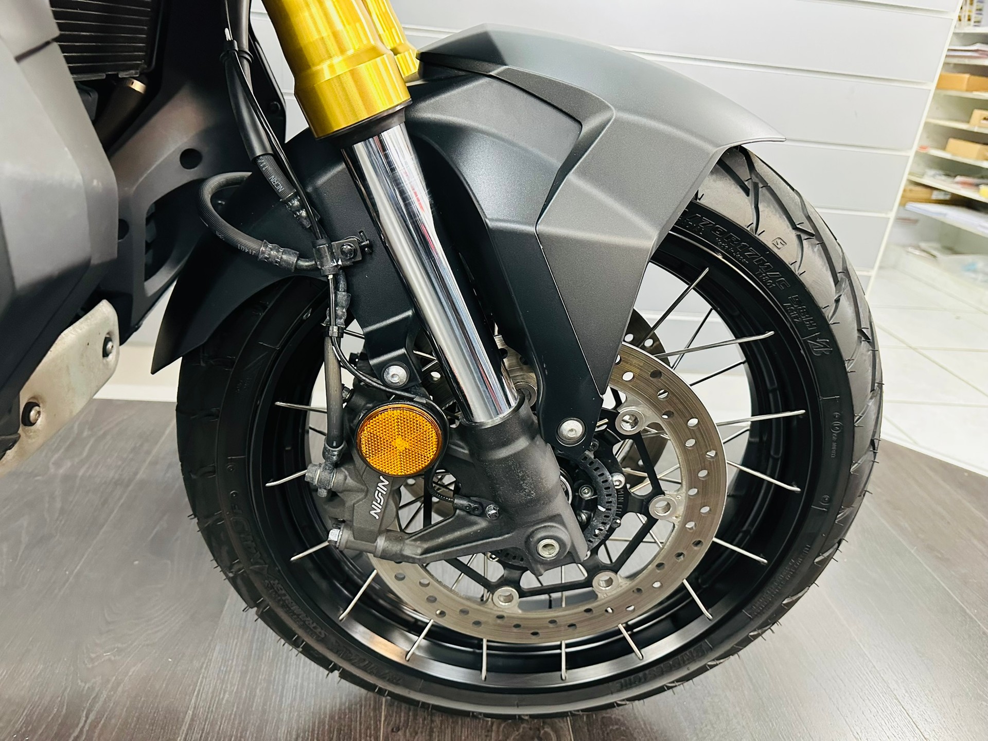 HONDA X-ADV 750-image-3