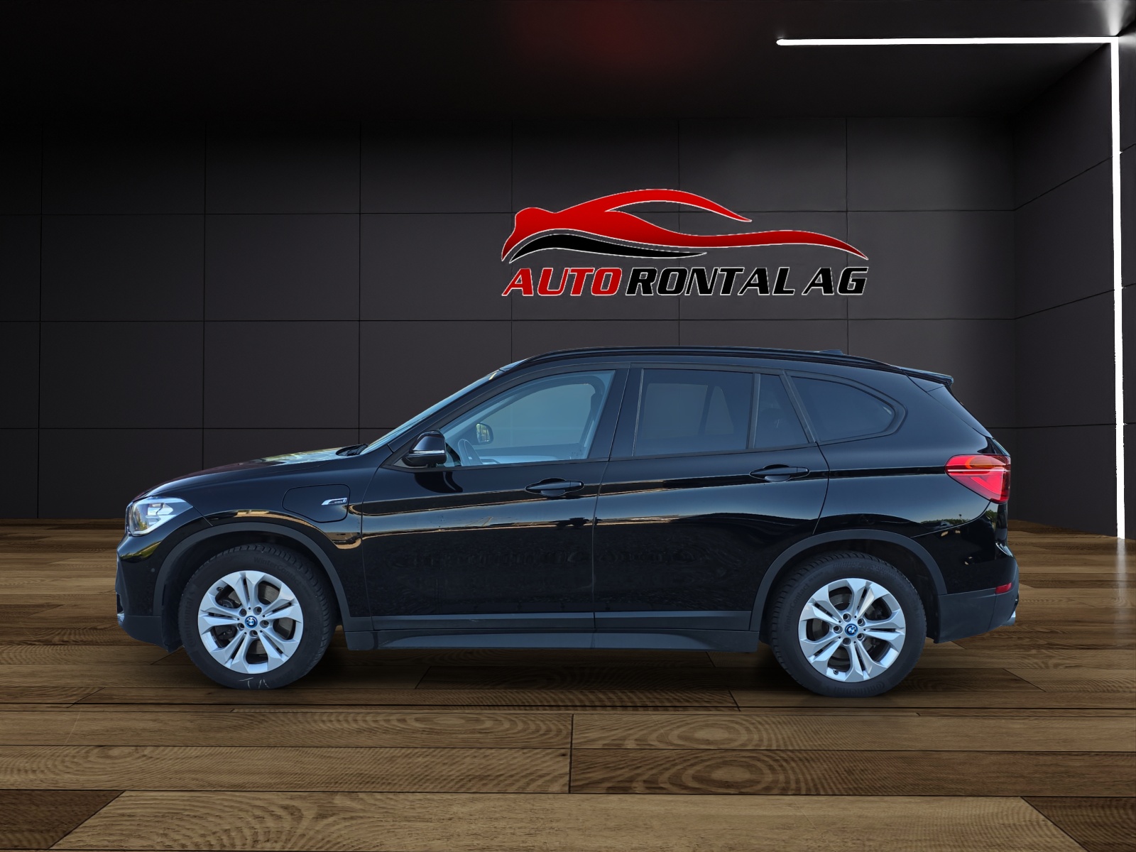 BMW X1 xDrive 25e Steptronic-showroom-element-3