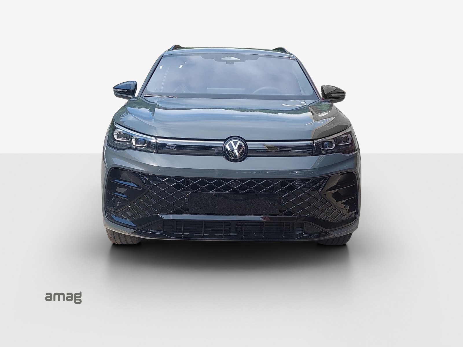VW Tiguan 2.0 TSI DSG R-Line 4Motion-image-6