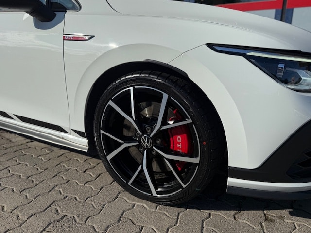VW Golf 2.0 TSI GTI Clubsport DSG-image-3