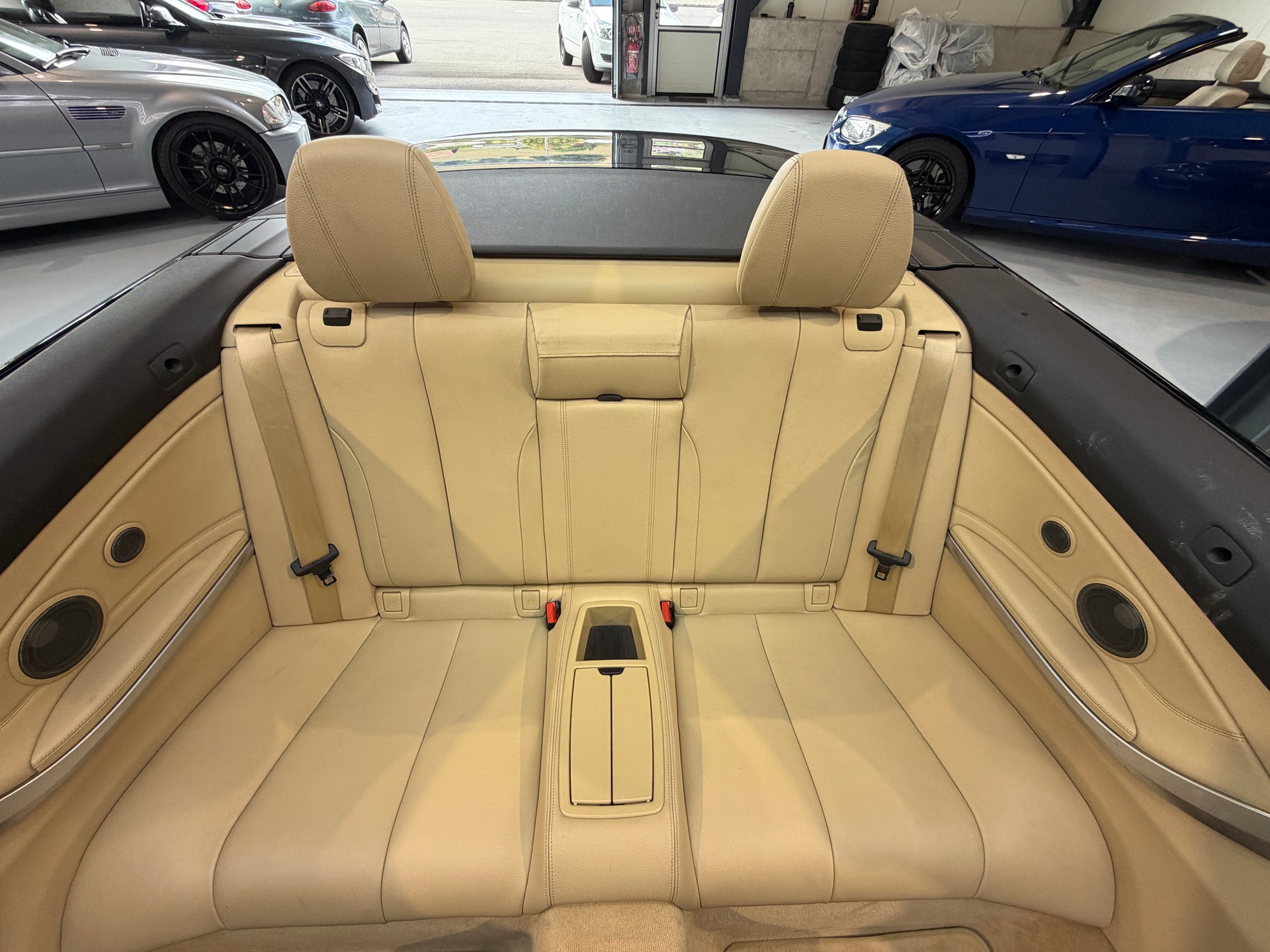 BMW 435i Cabriolet xDrive M-Sport Steptronic-image-14