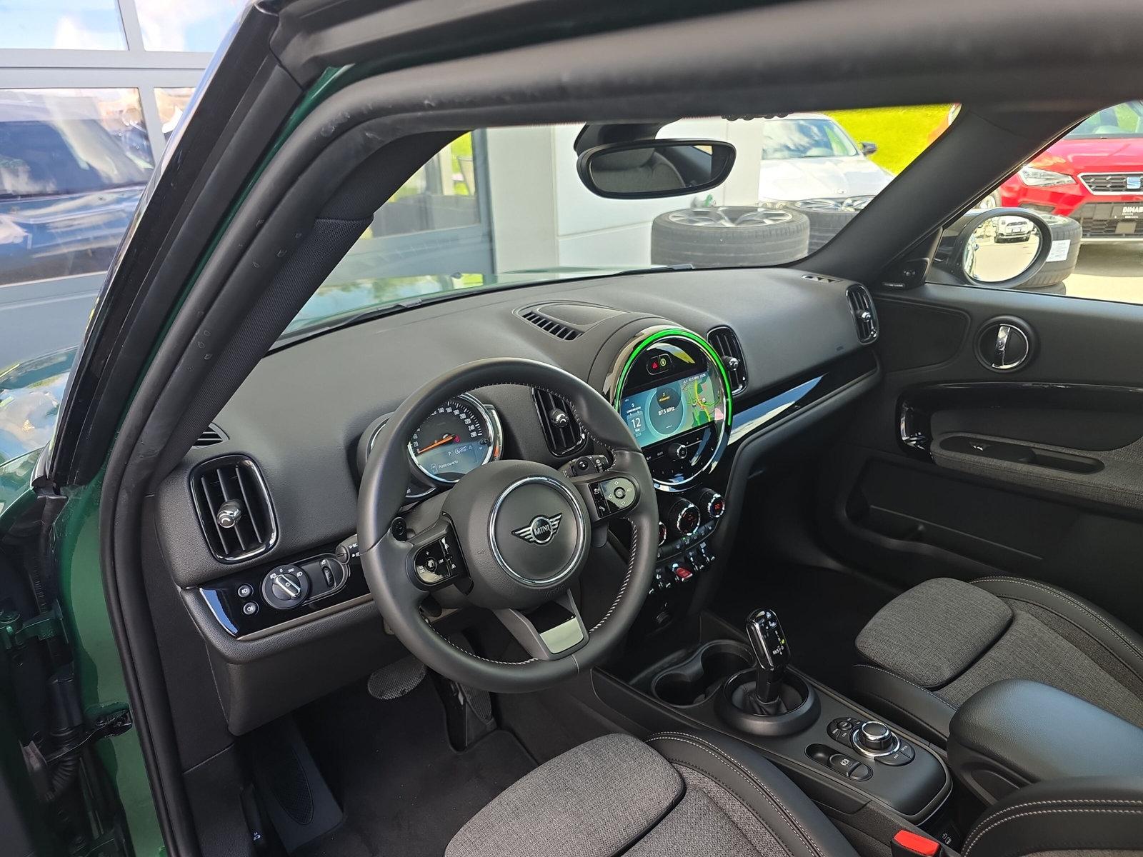 MINI Countryman S ALL4 F60 2.0i (CH)-image-20