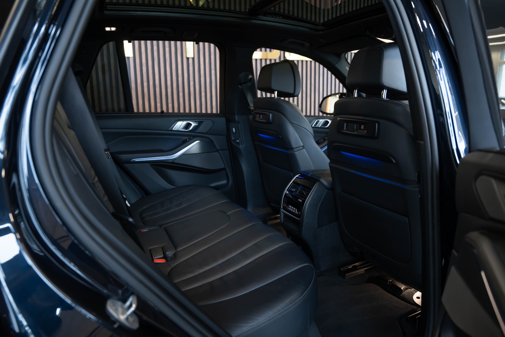BMW X5 xDrive 30d Steptronic-image-18