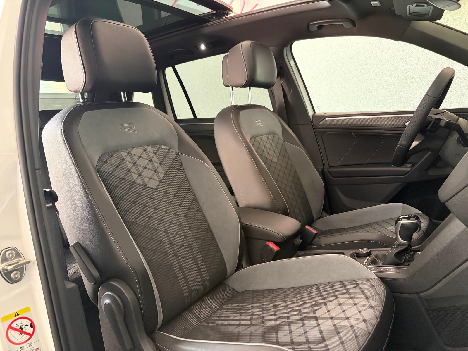 VW Tiguan 2.0TSI R-Line 4Motion DSG - Attelage - Toit ouvrant - Caméra - DCC-image-15