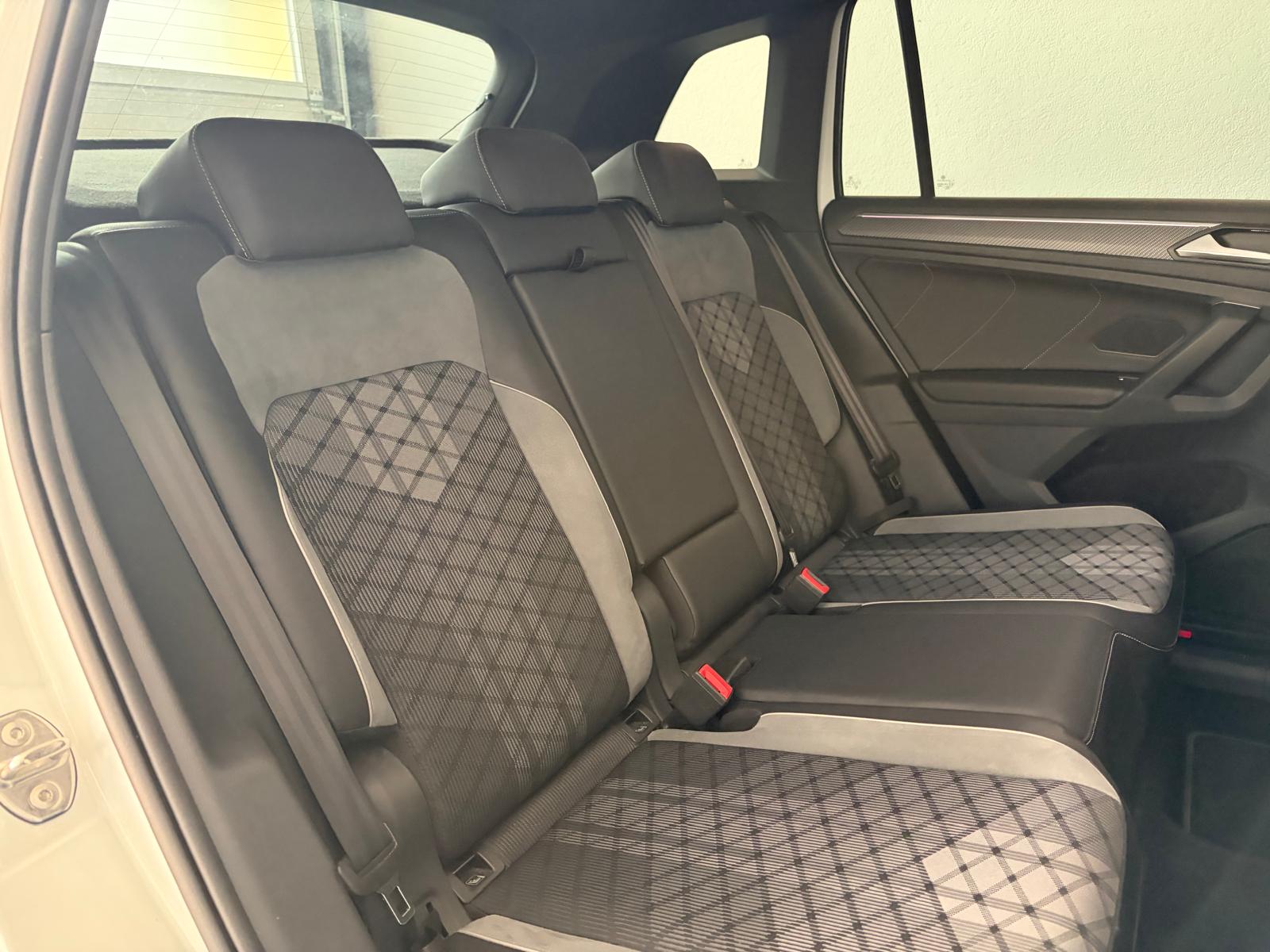 VW Tiguan 2.0TSI R-Line 4Motion DSG - Attelage - Toit ouvrant - Caméra - DCC-image-16