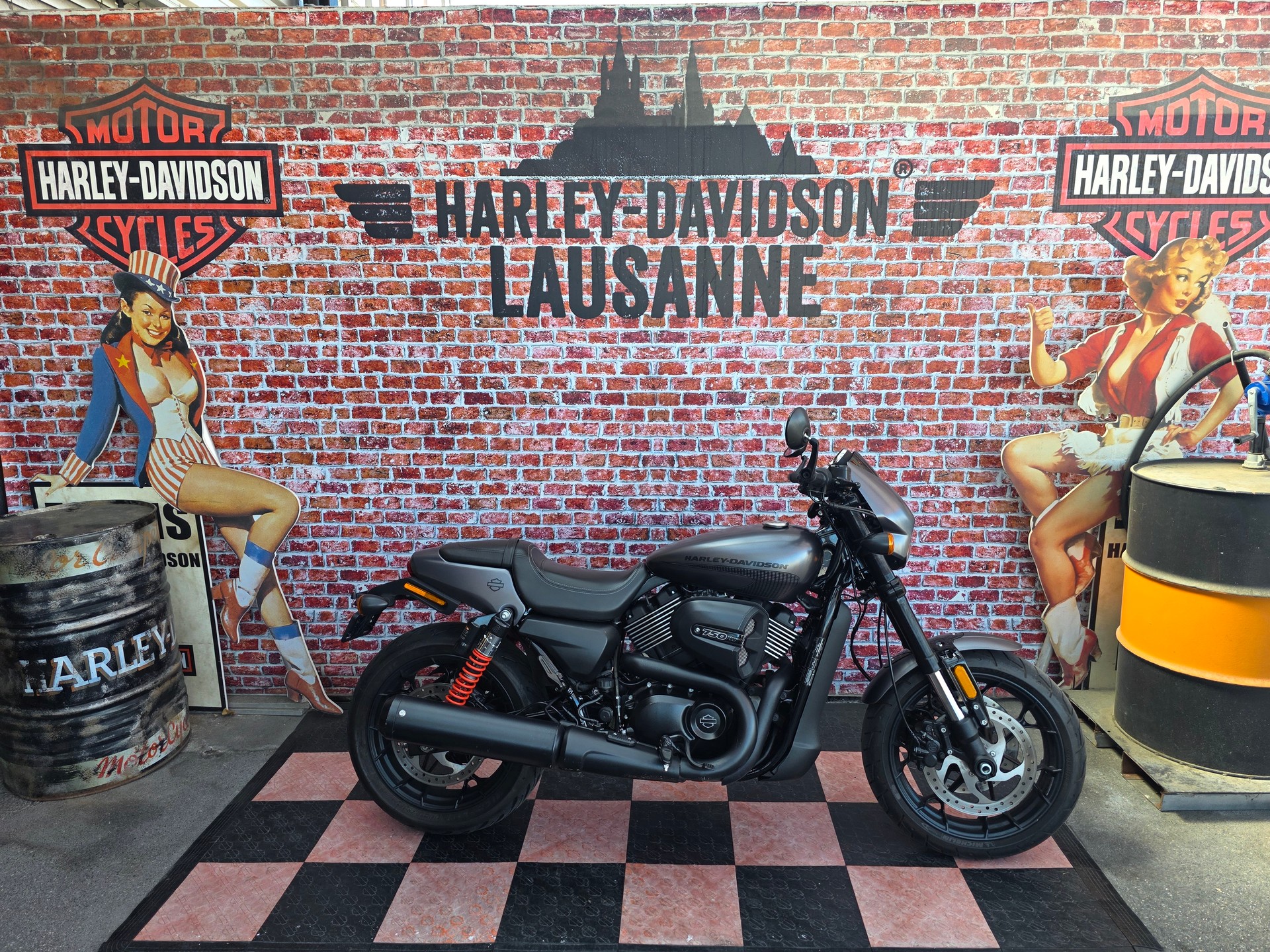HARLEY-DAVIDSON XG 750 Street Rod