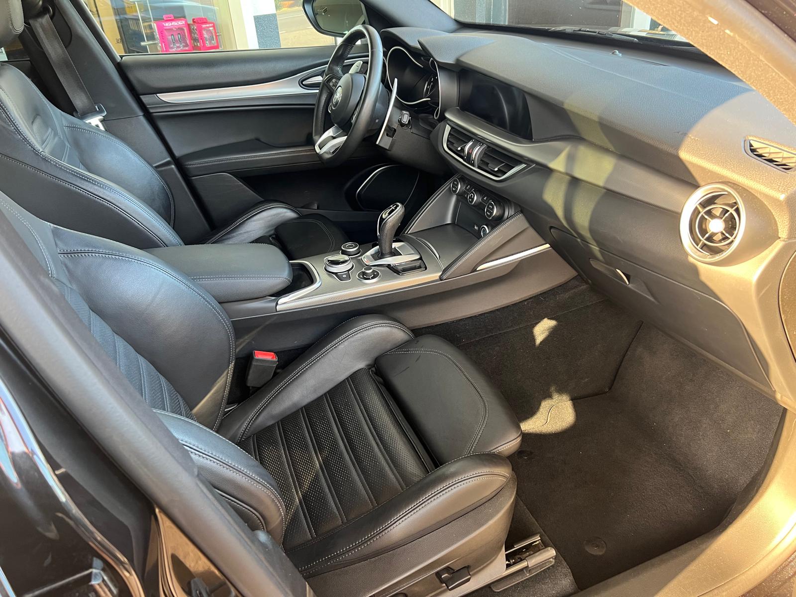 ALFA ROMEO Stelvio 2.2 JTDM Pack Veloce Q4-image-6