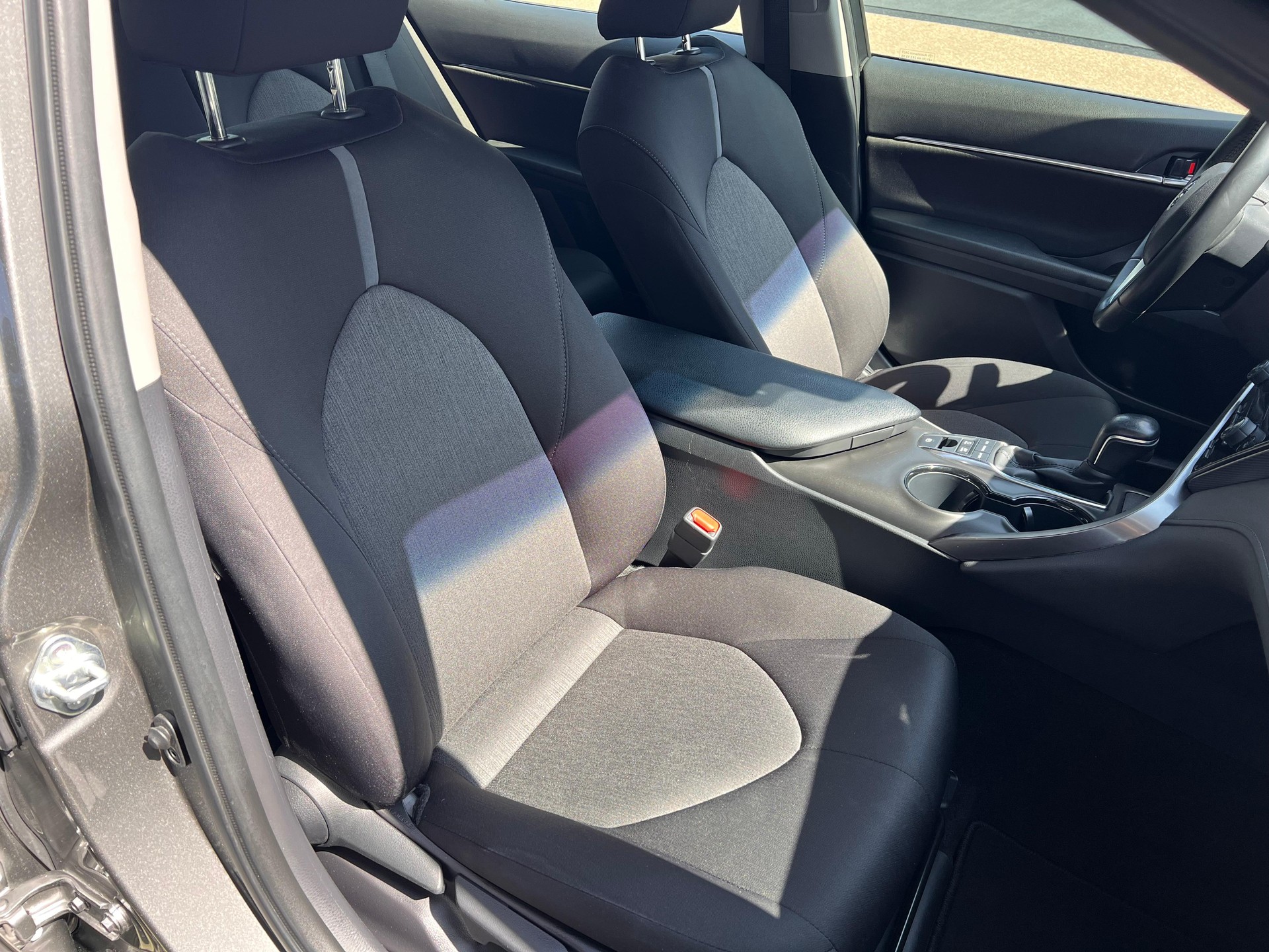 TOYOTA Camry 2.5 HSD Comfort-image-14
