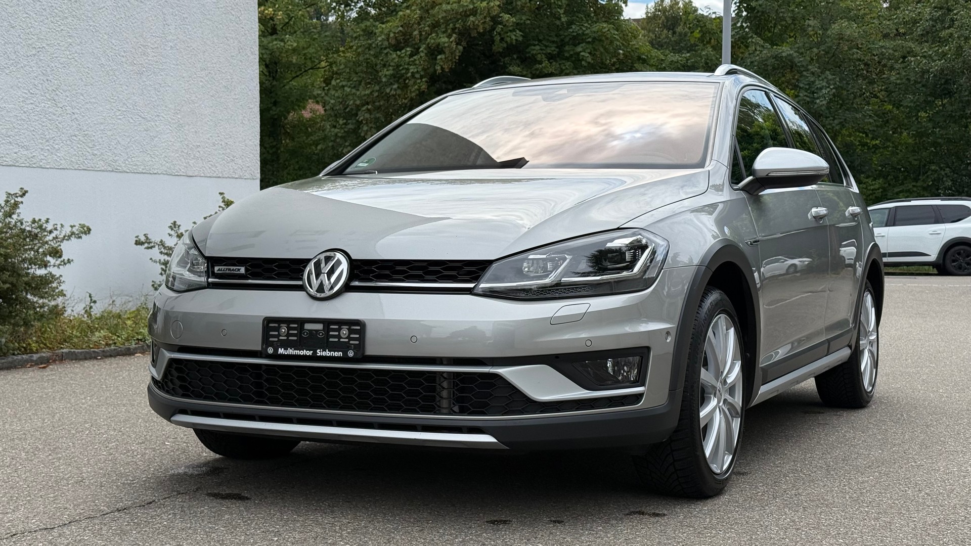 VW Golf 1.8 TSI Alltrack 4Motion DSG-image-2
