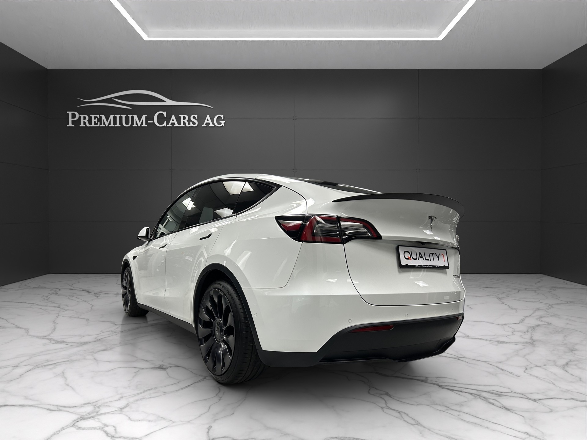 TESLA Model Y Performance / Model 2023 / Batterie 91 %-image-2