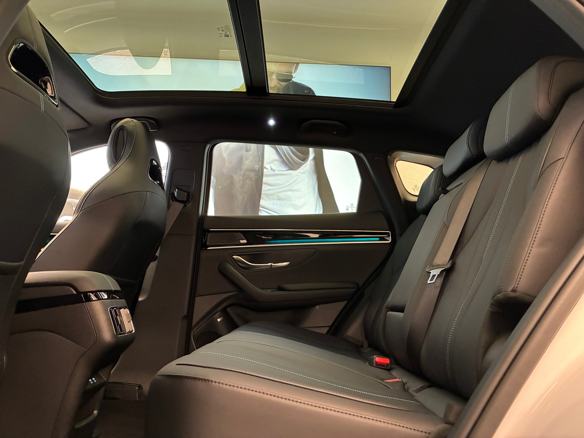 BYD Seal U DM-i Design AWD-image-19