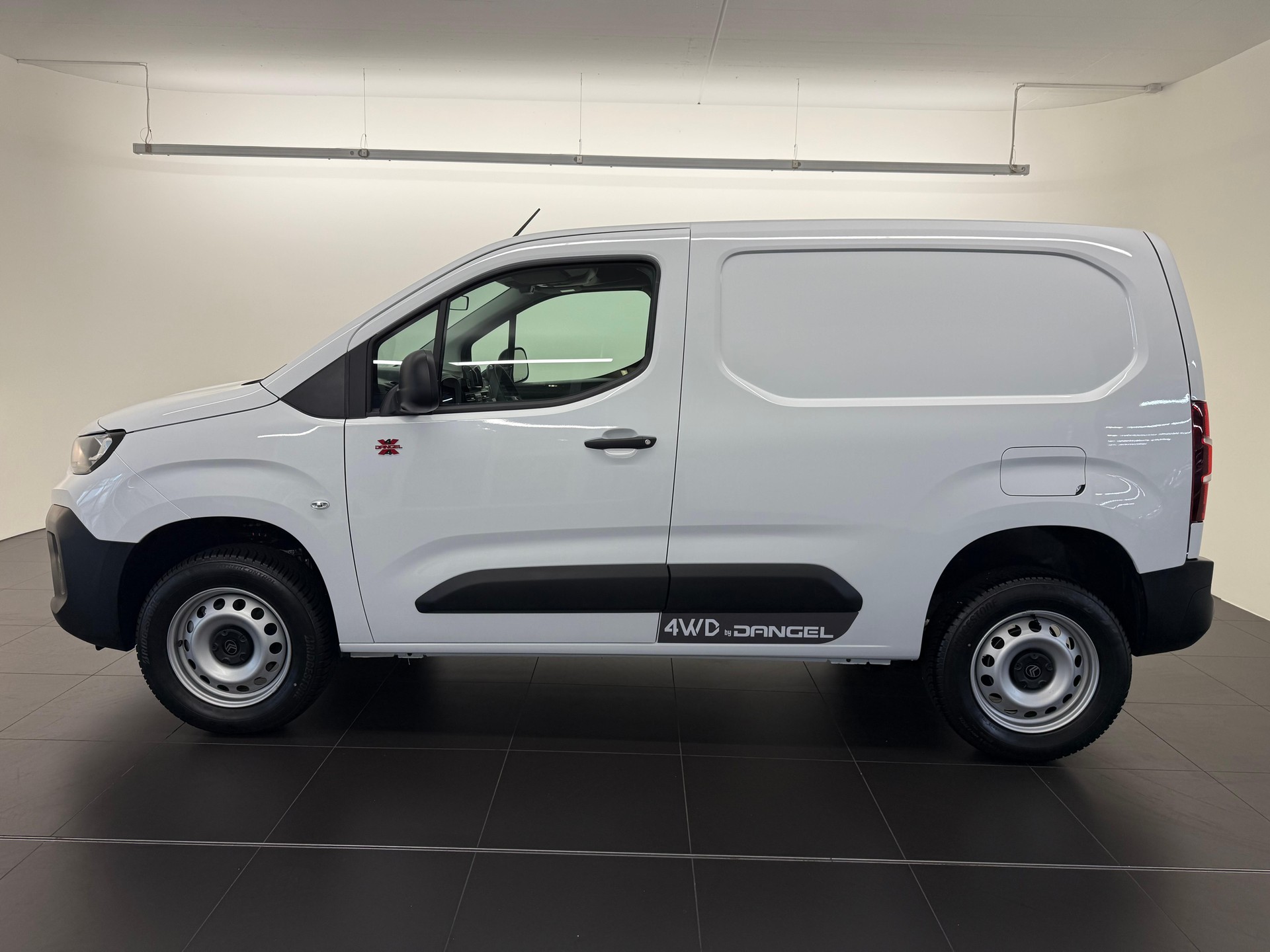 CITROEN Berlingo M 1.5 BlueHDi 130 S/S 4x4-showroom-element-2