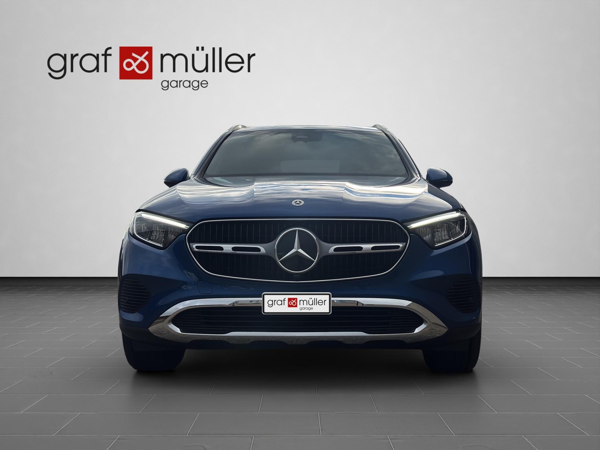 MERCEDES-BENZ GLC 220 d 4m-showroom-element-2