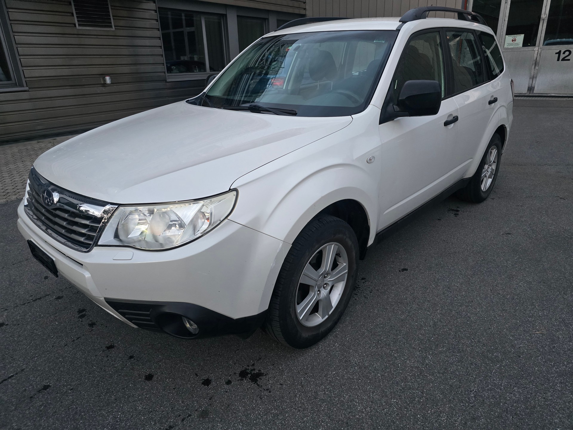SUBARU Forester 2.0X Advantage-image-2