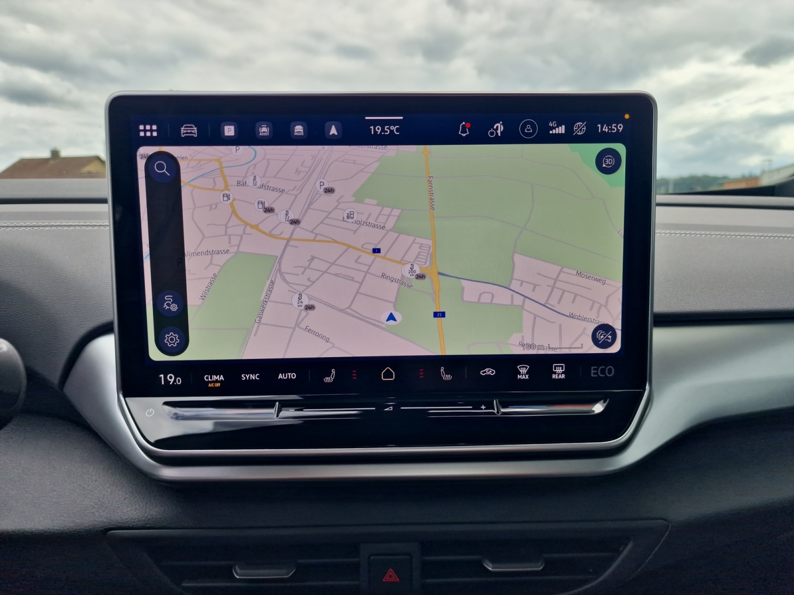 VW ID.4 Pro 77 kWh 4x4 Panorama AHK MY2027-image-16