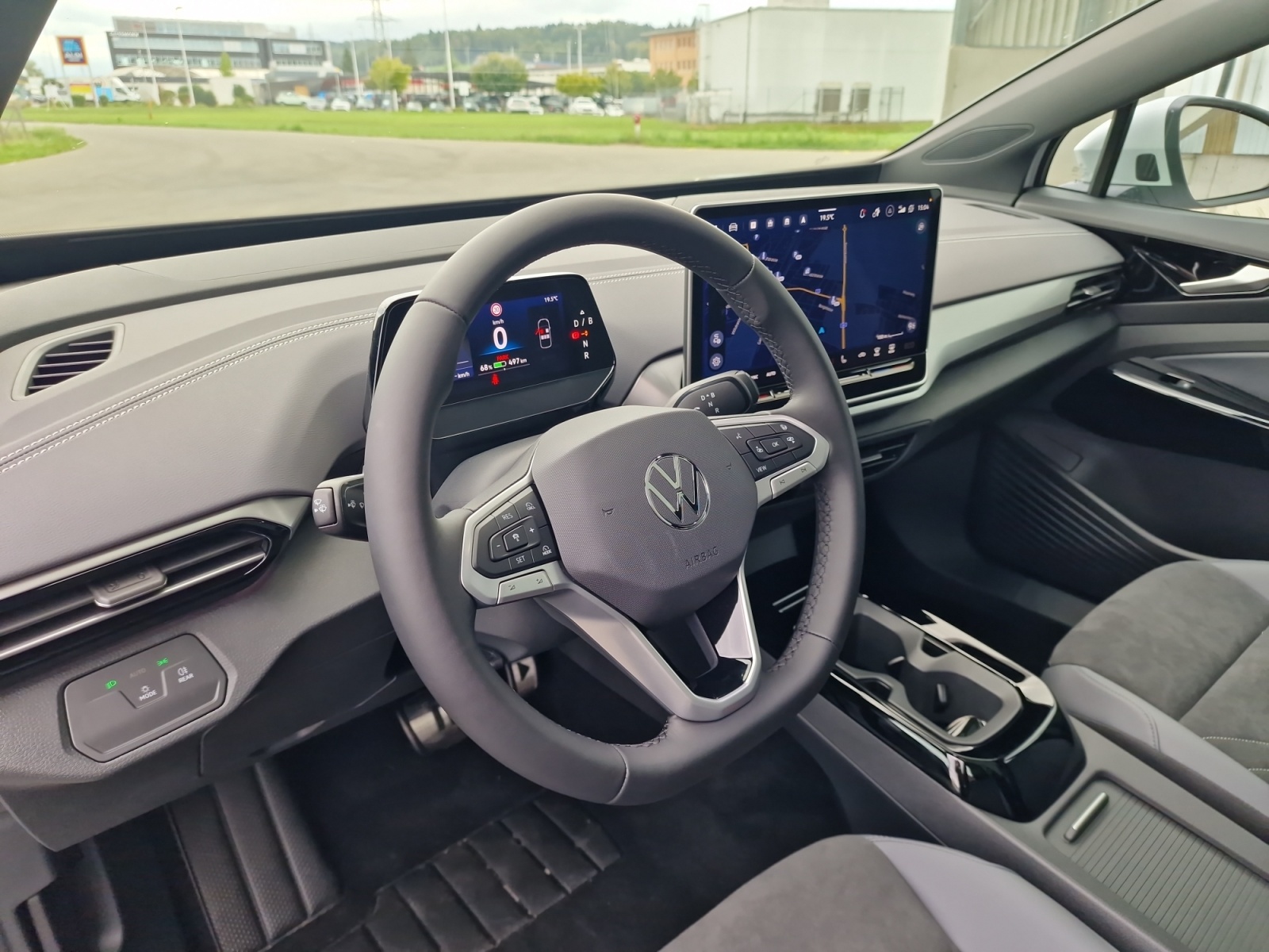 VW ID.4 Pro 77 kWh 4x4 Panorama AHK MY2027-image-14
