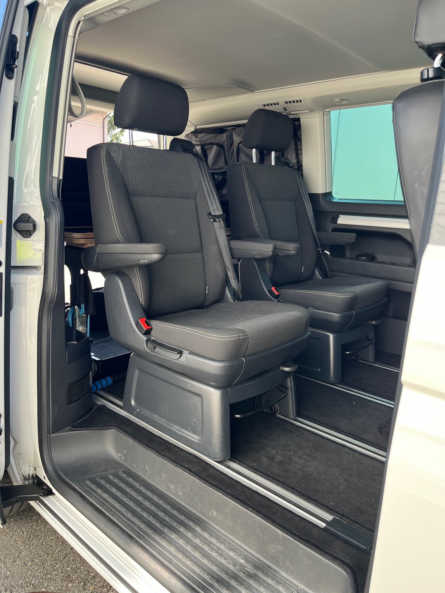 VW T6 California Beach Edition - 4Motion - DSG-image-8