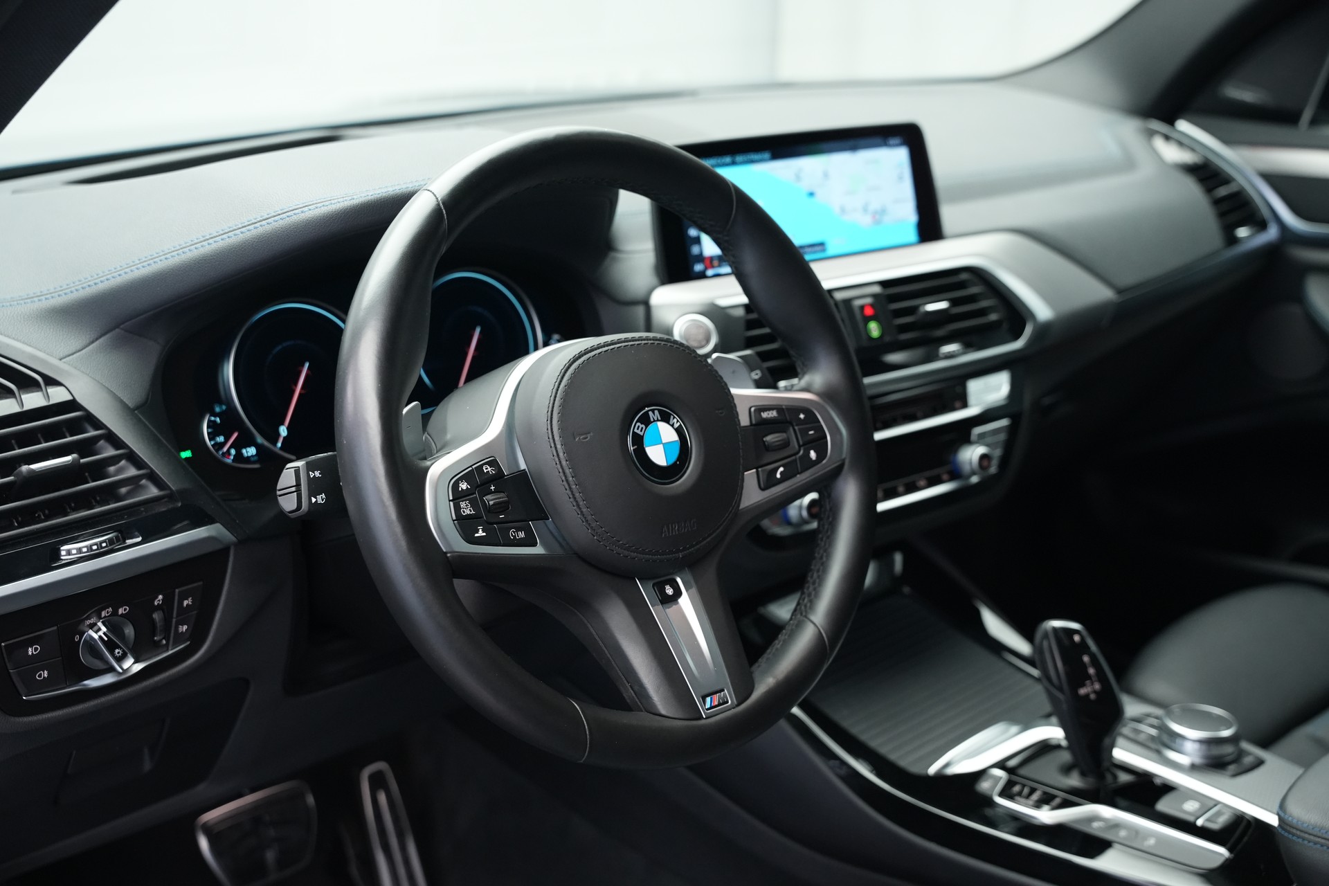 BMW X3 xDrive M40i Steptronic-image-23