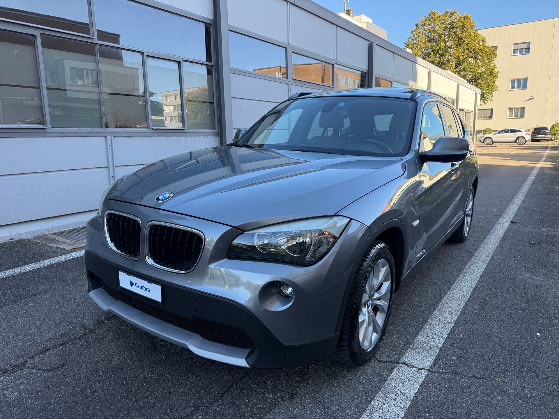 BMW X1 xDrive 20d Steptronic *Frisch ab MFK *Tempomat *Automat *Abnehmbare Anhängerkupplung *Sitzheizung *Panorama-Glasdach