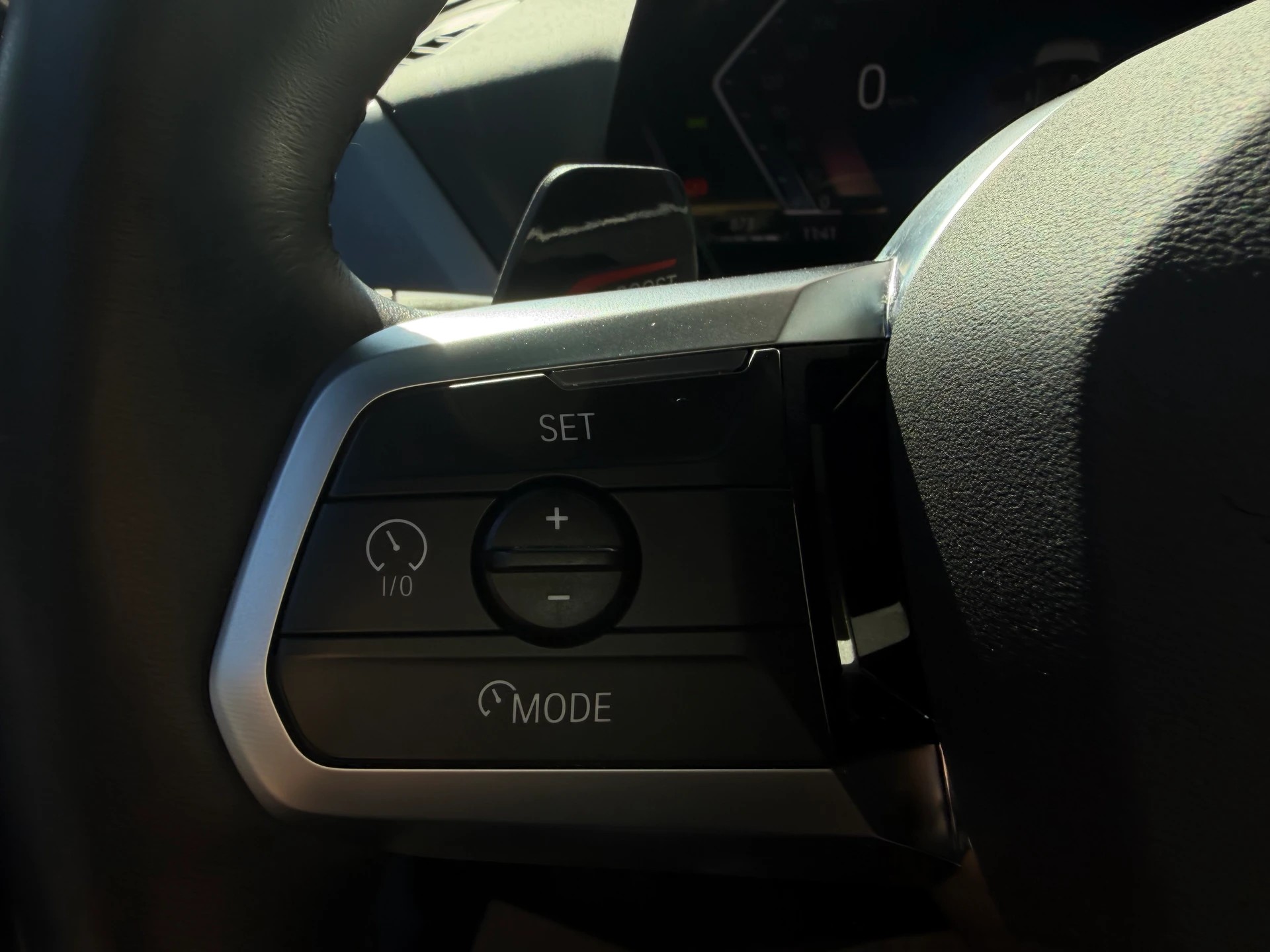 BMW 118d M Sport Pro | HEAD-UP DISPLAY | MASSAGESITZE | 360° KAMERA | KEYLESS GO-image-20
