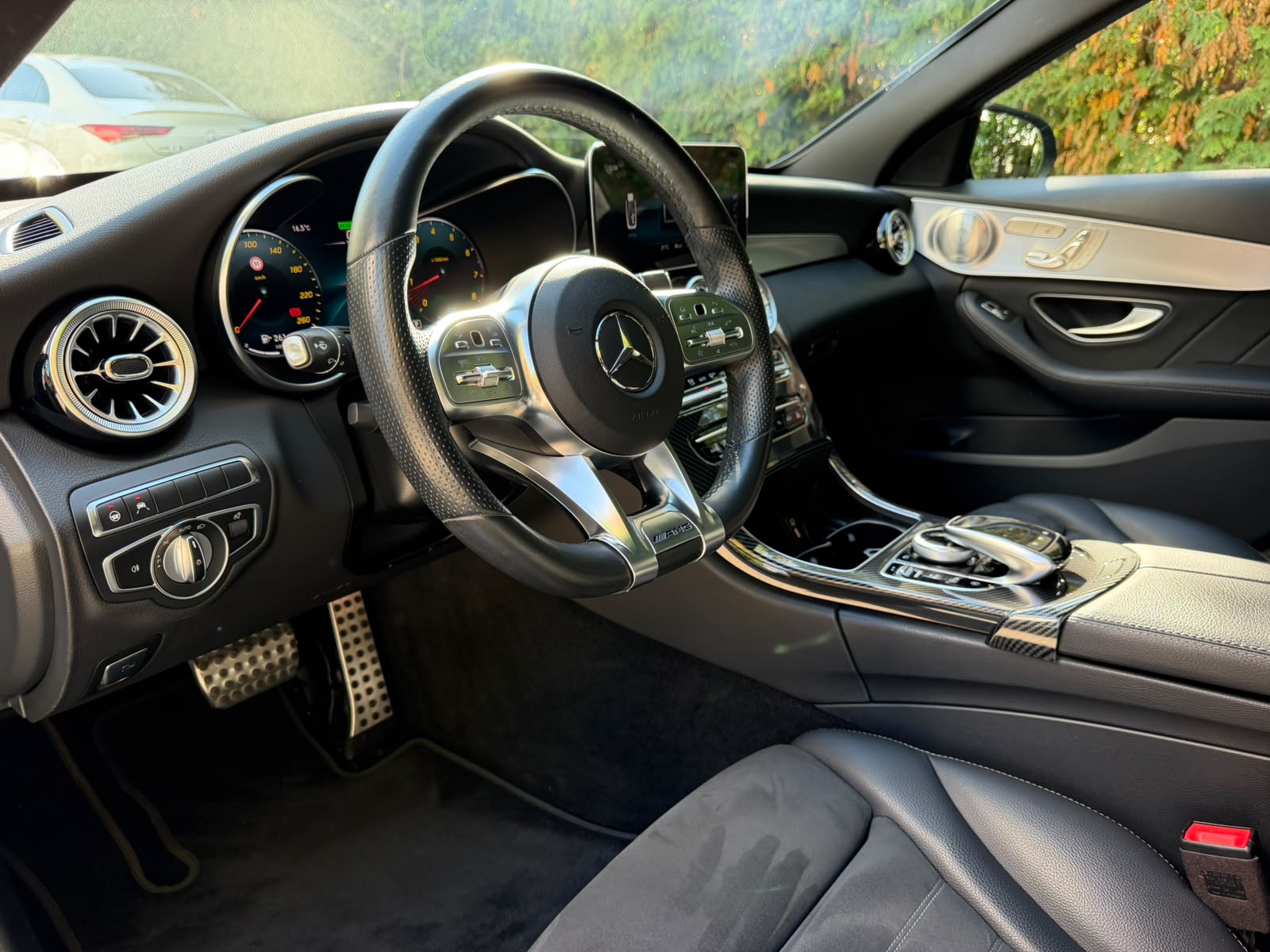 MERCEDES-BENZ C 200 Swiss Star AMG Line 4M 9G-Tronic-image-11