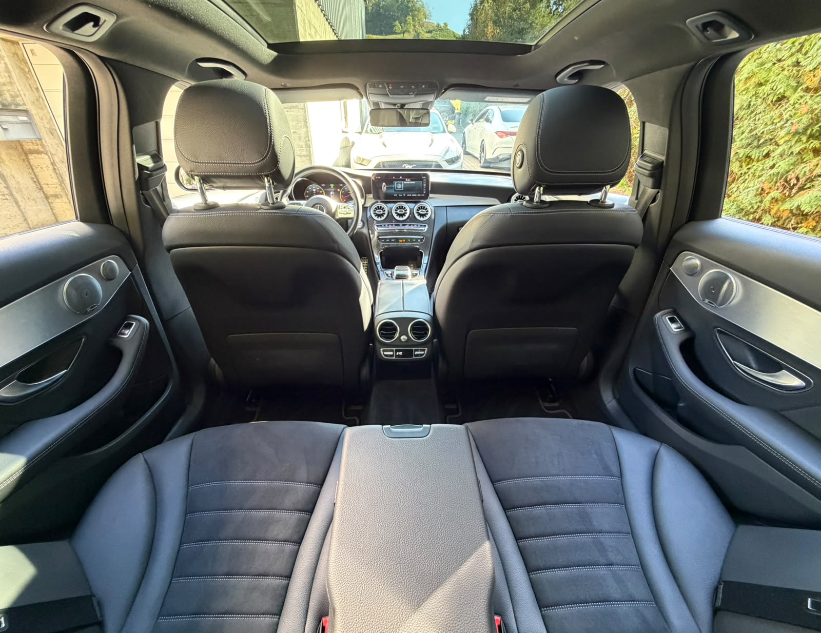 MERCEDES-BENZ C 200 Swiss Star AMG Line 4M 9G-Tronic-image-27