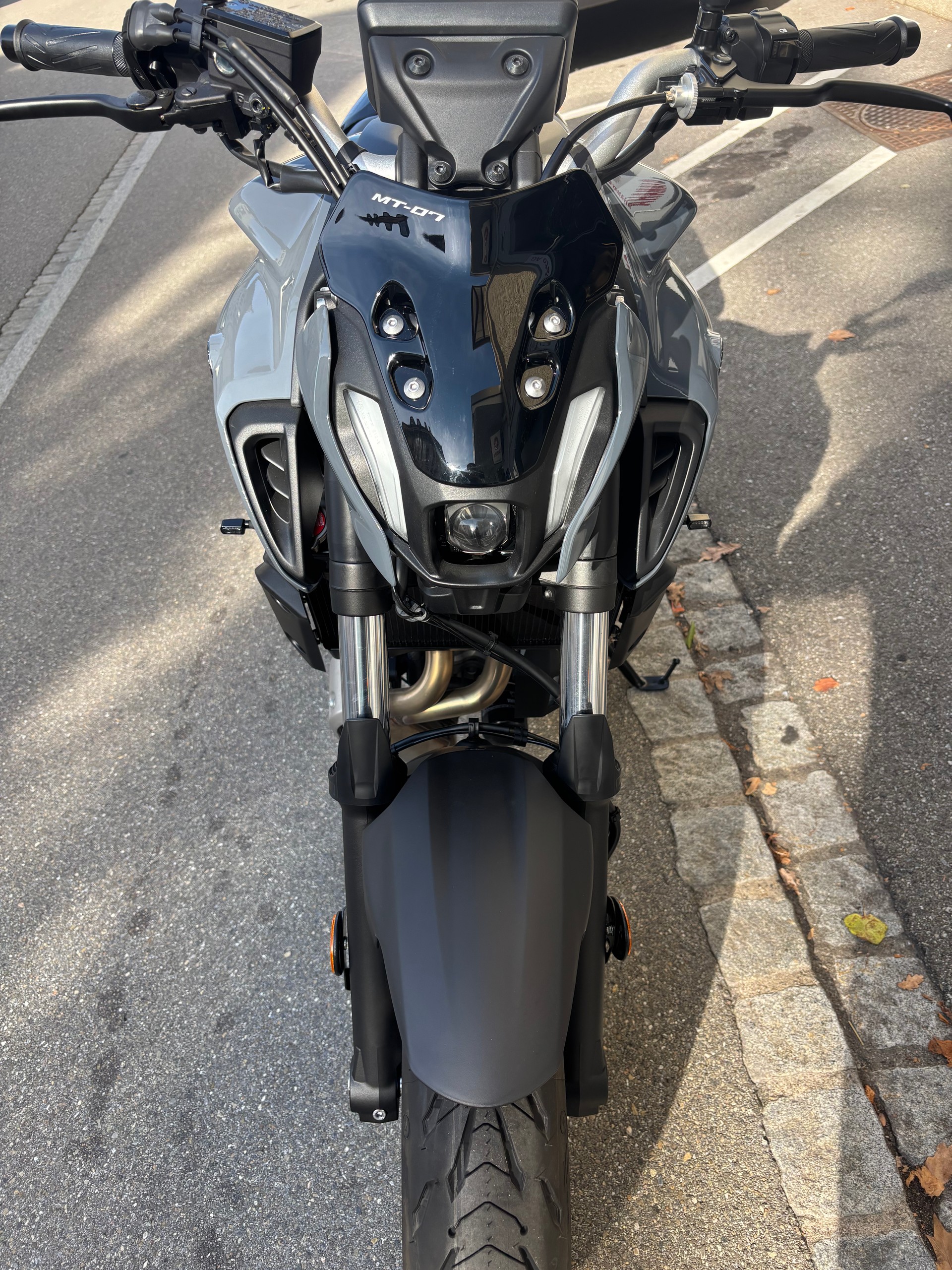 YAMAHA MT-07 Dark Edition-image-7