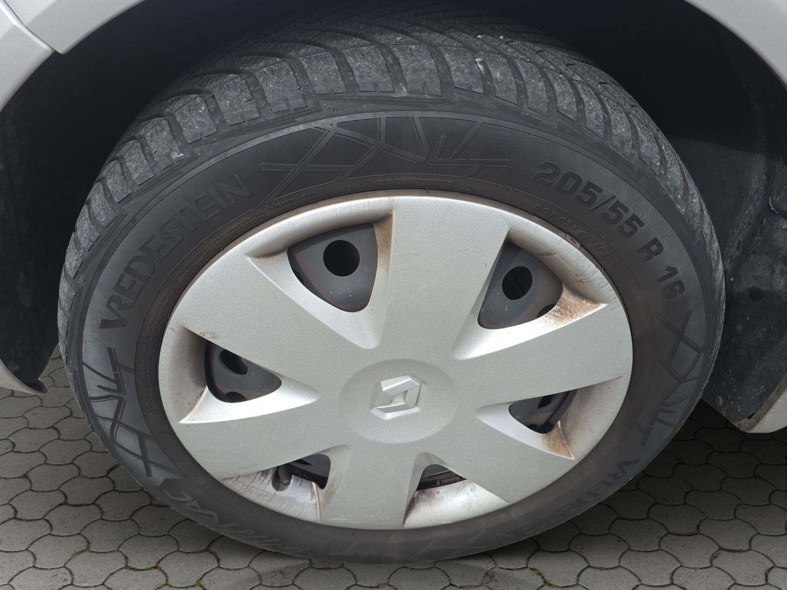 RENAULT Mégane C-C 2.0 16V Automat-image-8