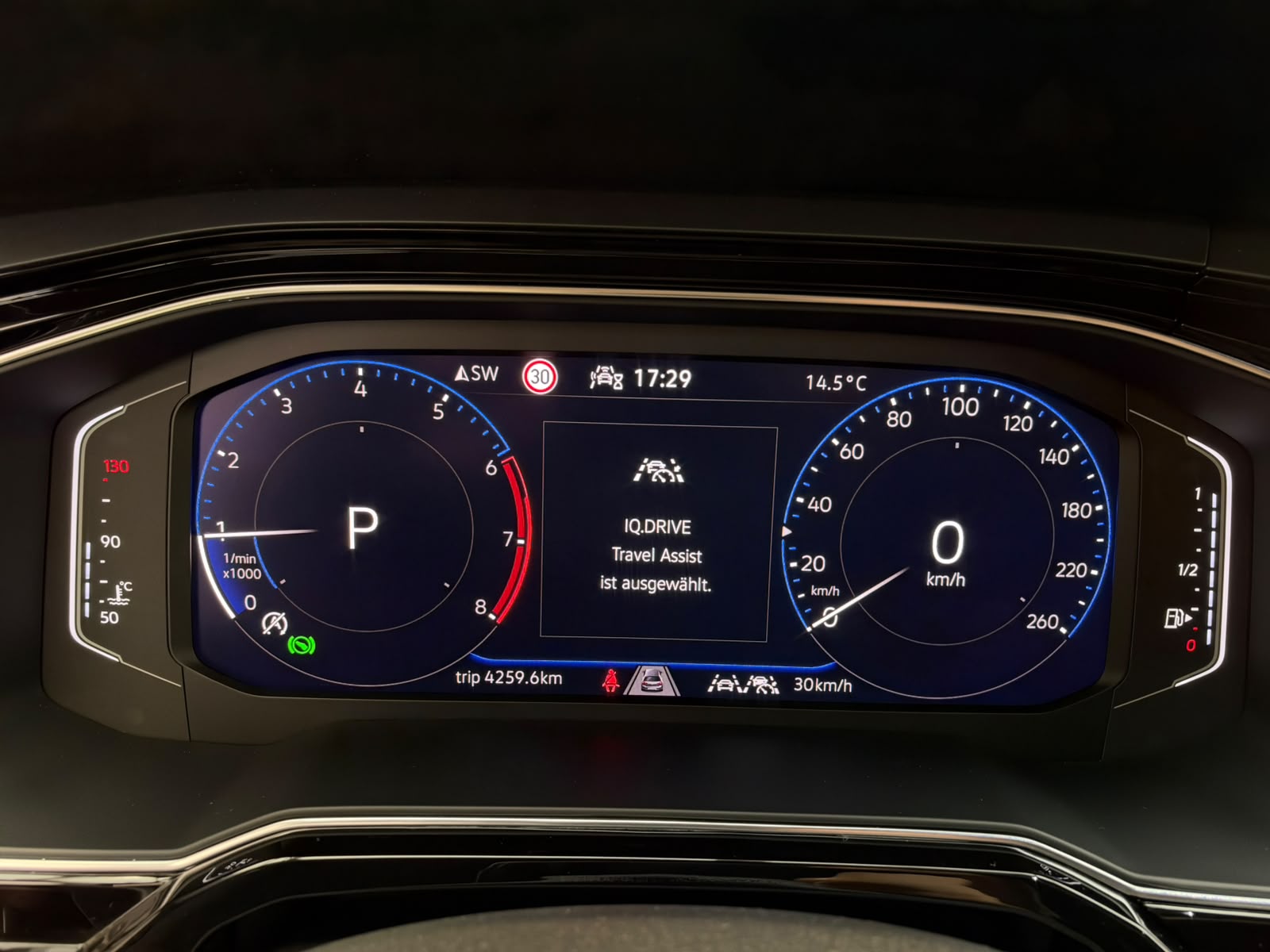 VW Polo 1.0 TSI R-Line DSG *CH-Fahrzeug / Werksgarantie*-image-13
