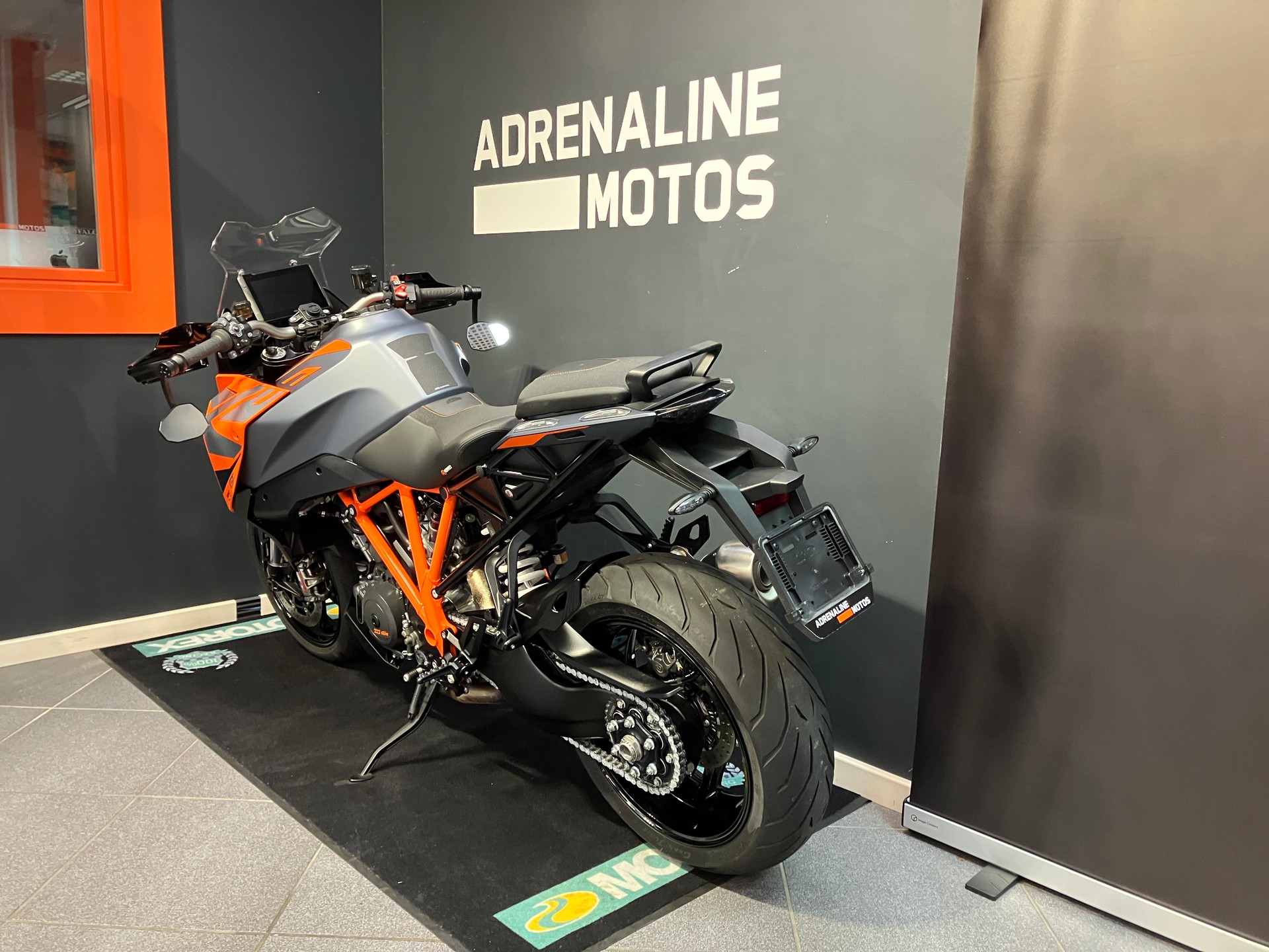 KTM 1290 Super Duke GT-image-5