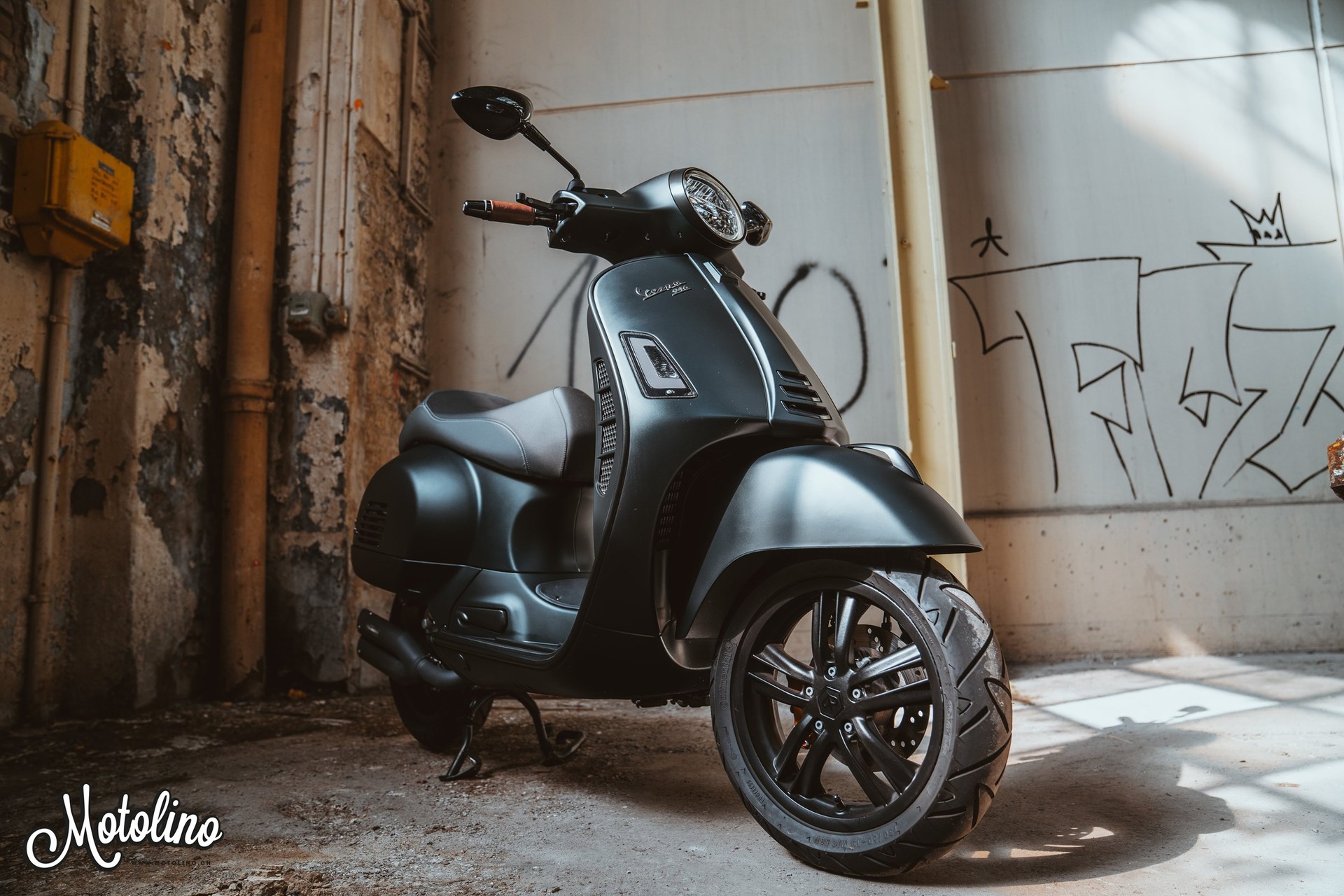 PIAGGIO Vespa GTS 300 HPE Super Tech ABS/ASR-image-9