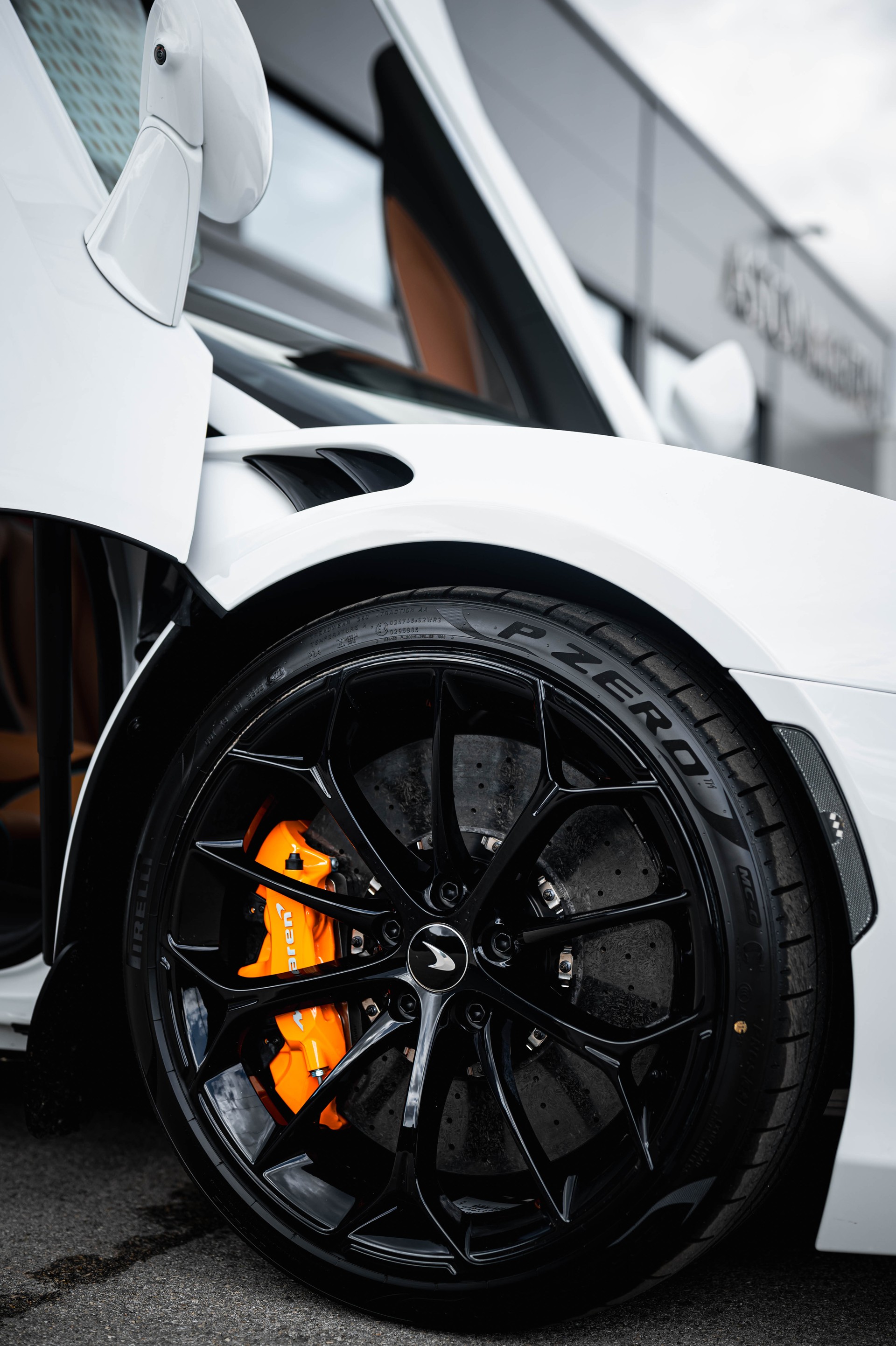 McLAREN ARTURA 3.0 V6 TechLux-image-5