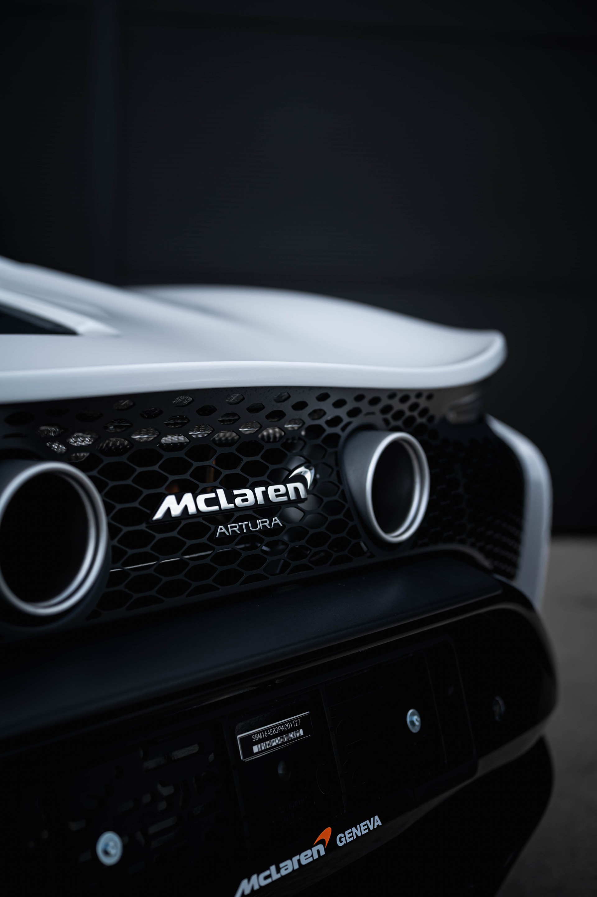 McLAREN ARTURA 3.0 V6 TechLux-image-8
