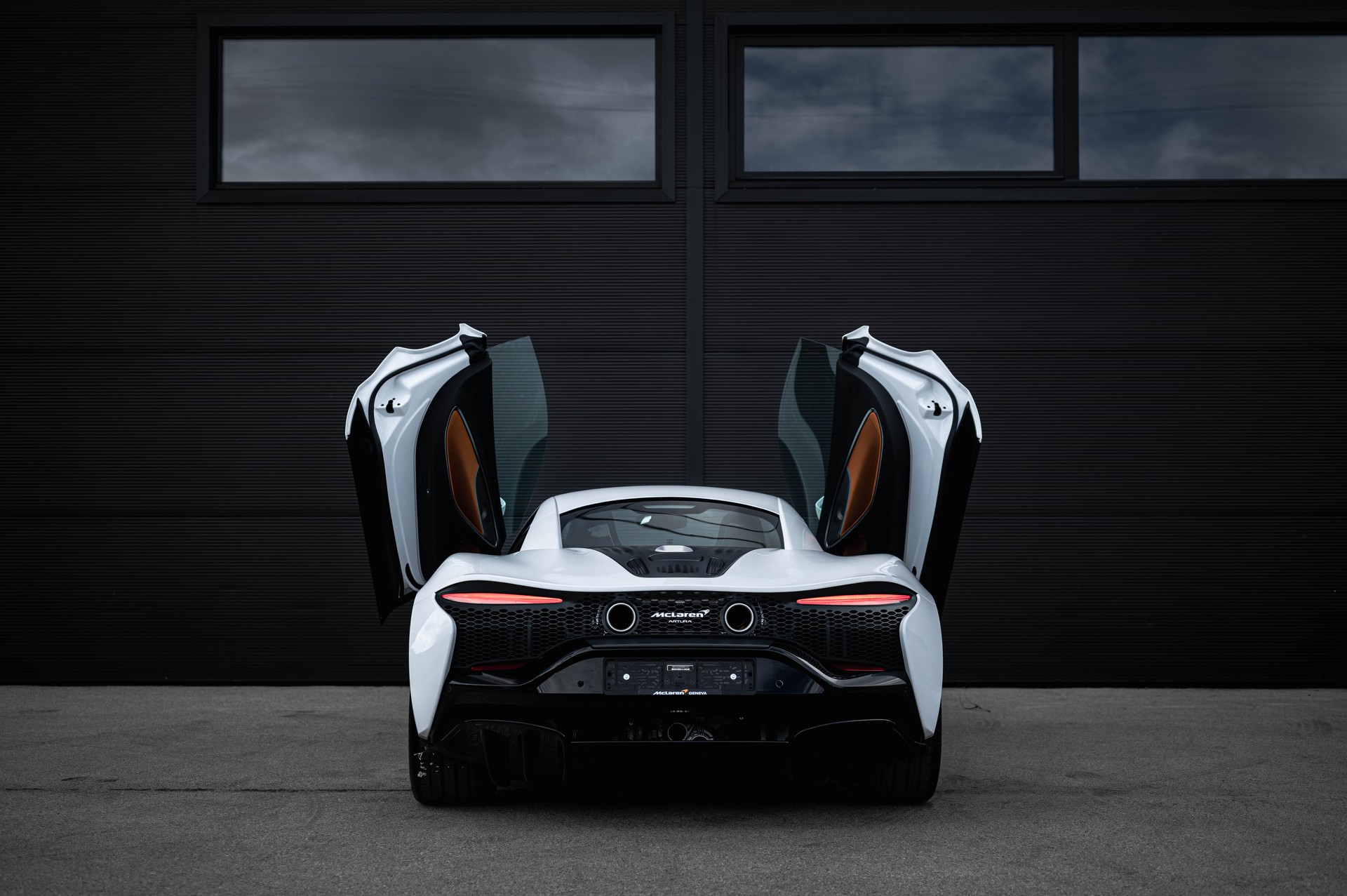 McLAREN ARTURA 3.0 V6 TechLux-image-11