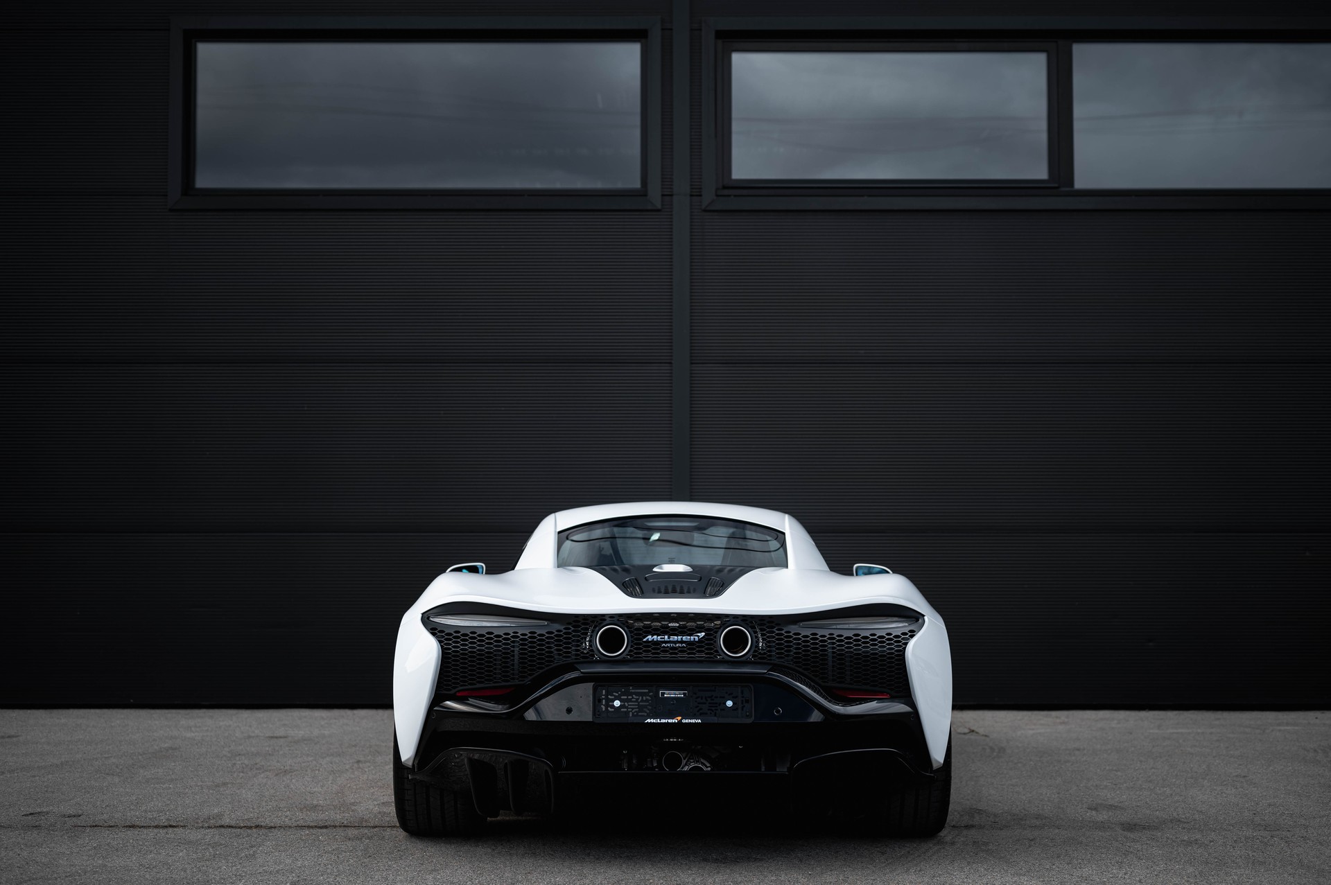 McLAREN ARTURA 3.0 V6 TechLux-image-3