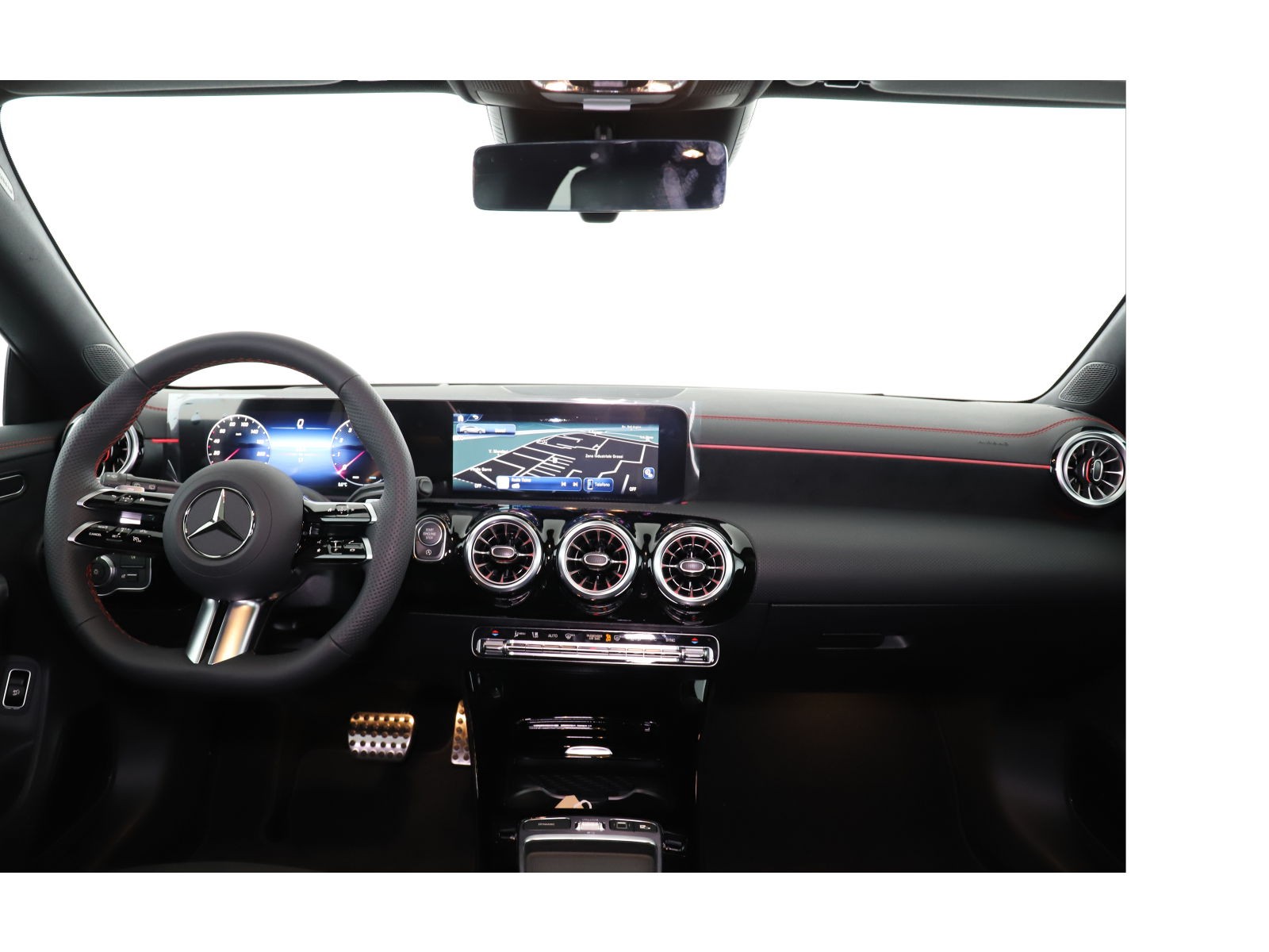 MERCEDES-BENZ CLA SB 250 8G-DCT 4M-image-11