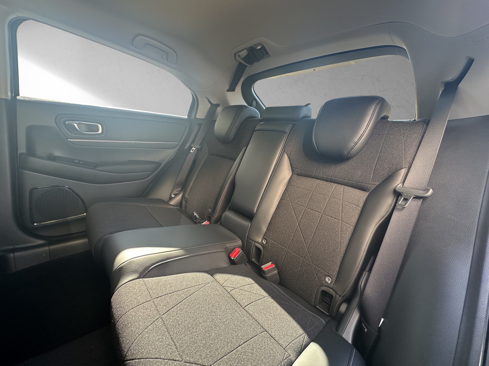 HONDA HR-V 1.5i-MMD Advance Plus CVT-image-13