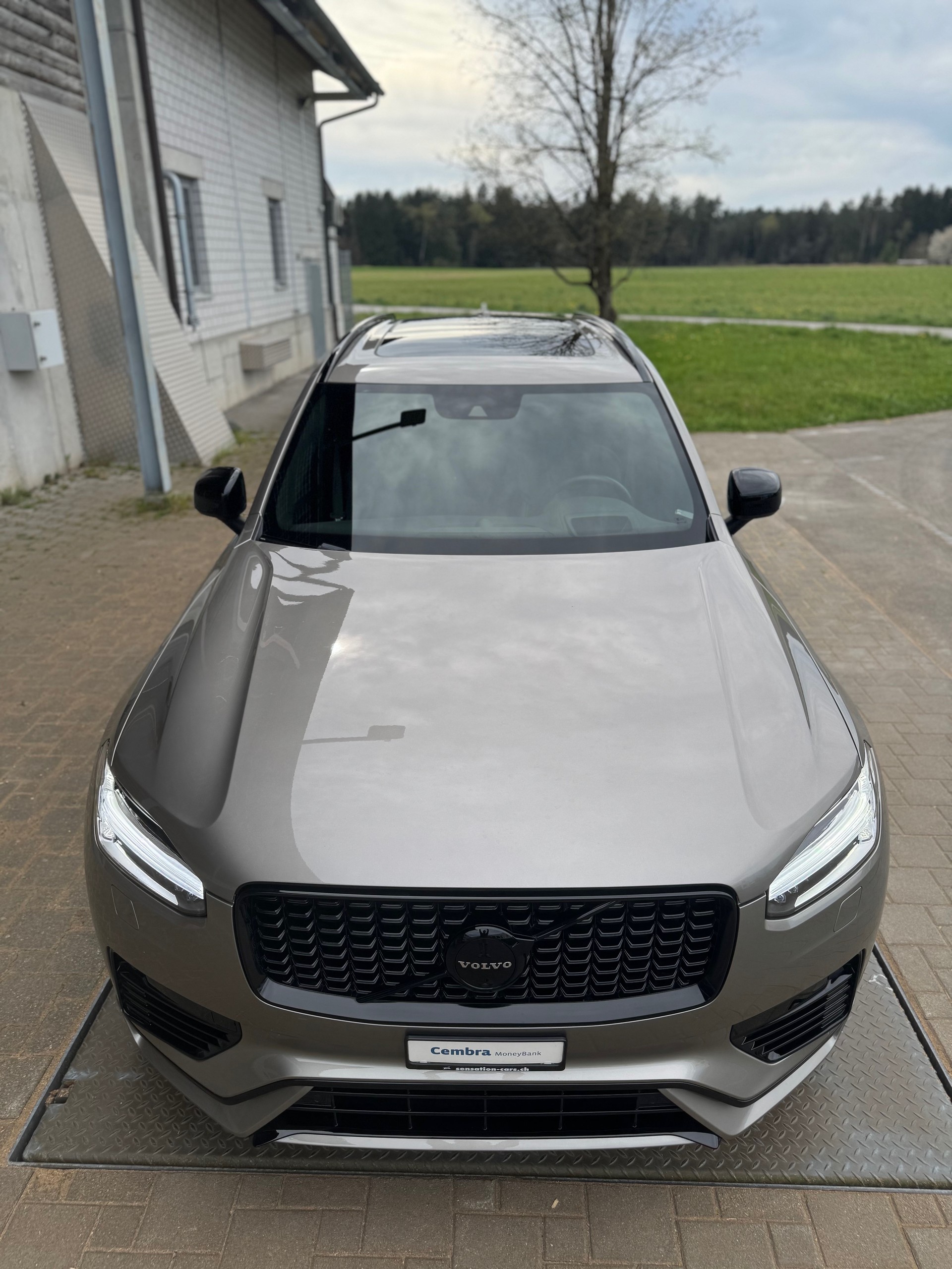VOLVO XC90 T8 eAWD R-Design Geartronic-showroom-element-3